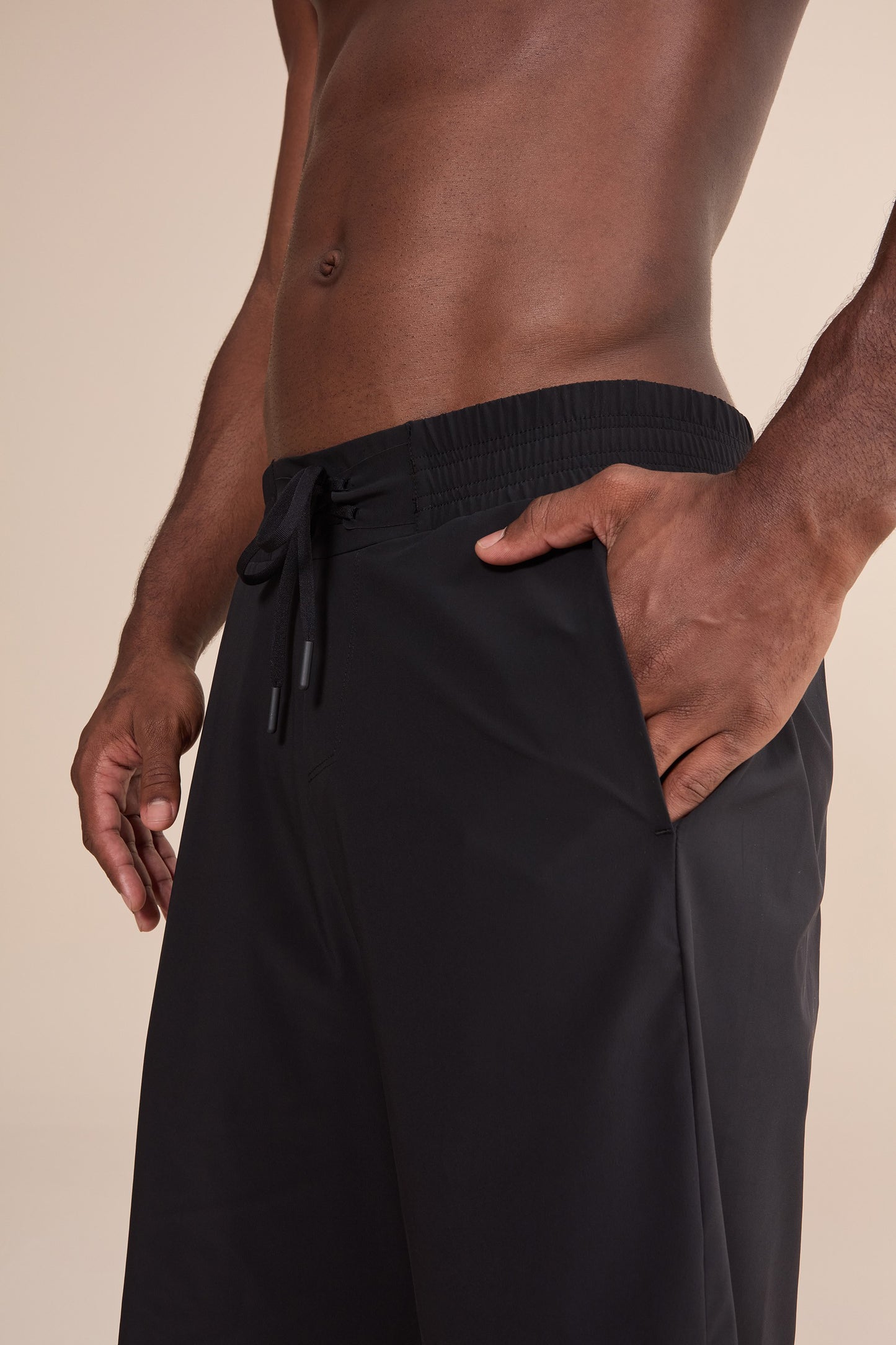 8" Move Slick Shorts