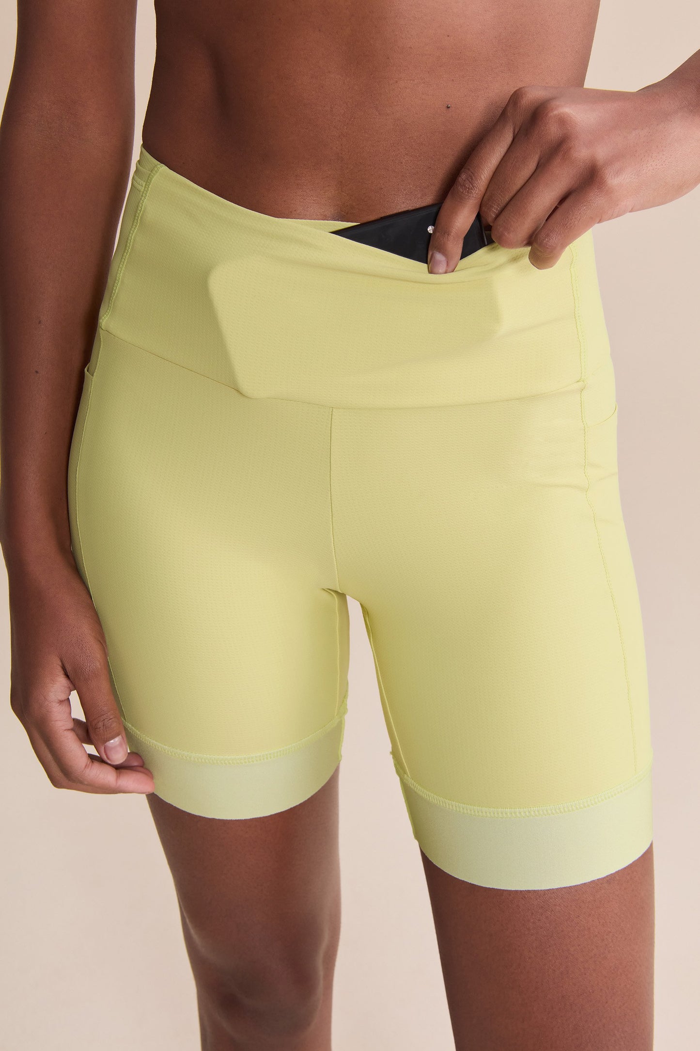 Six Pockets Speed Long Shorts