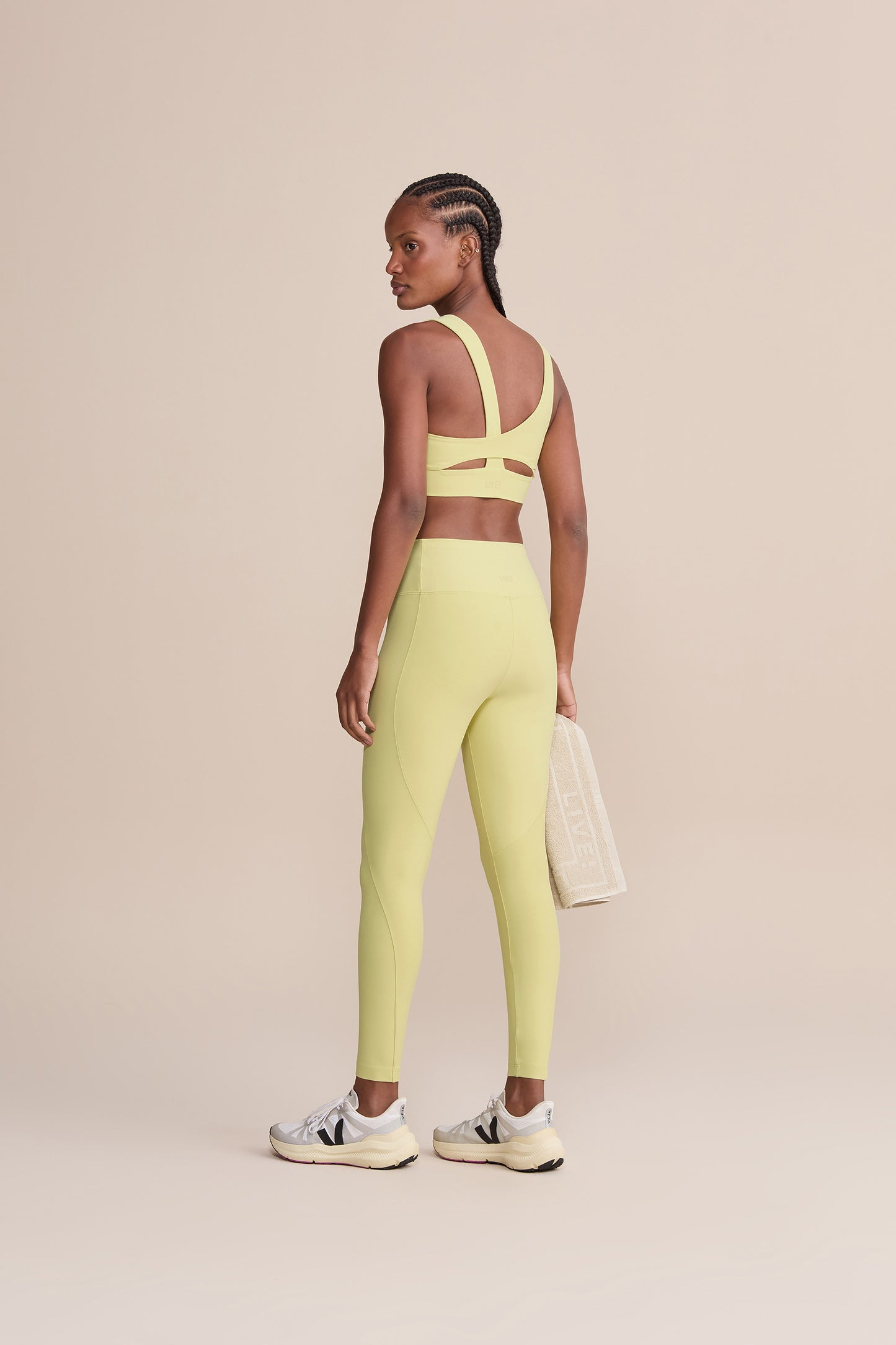 V Pocket Inner Active® Leggings