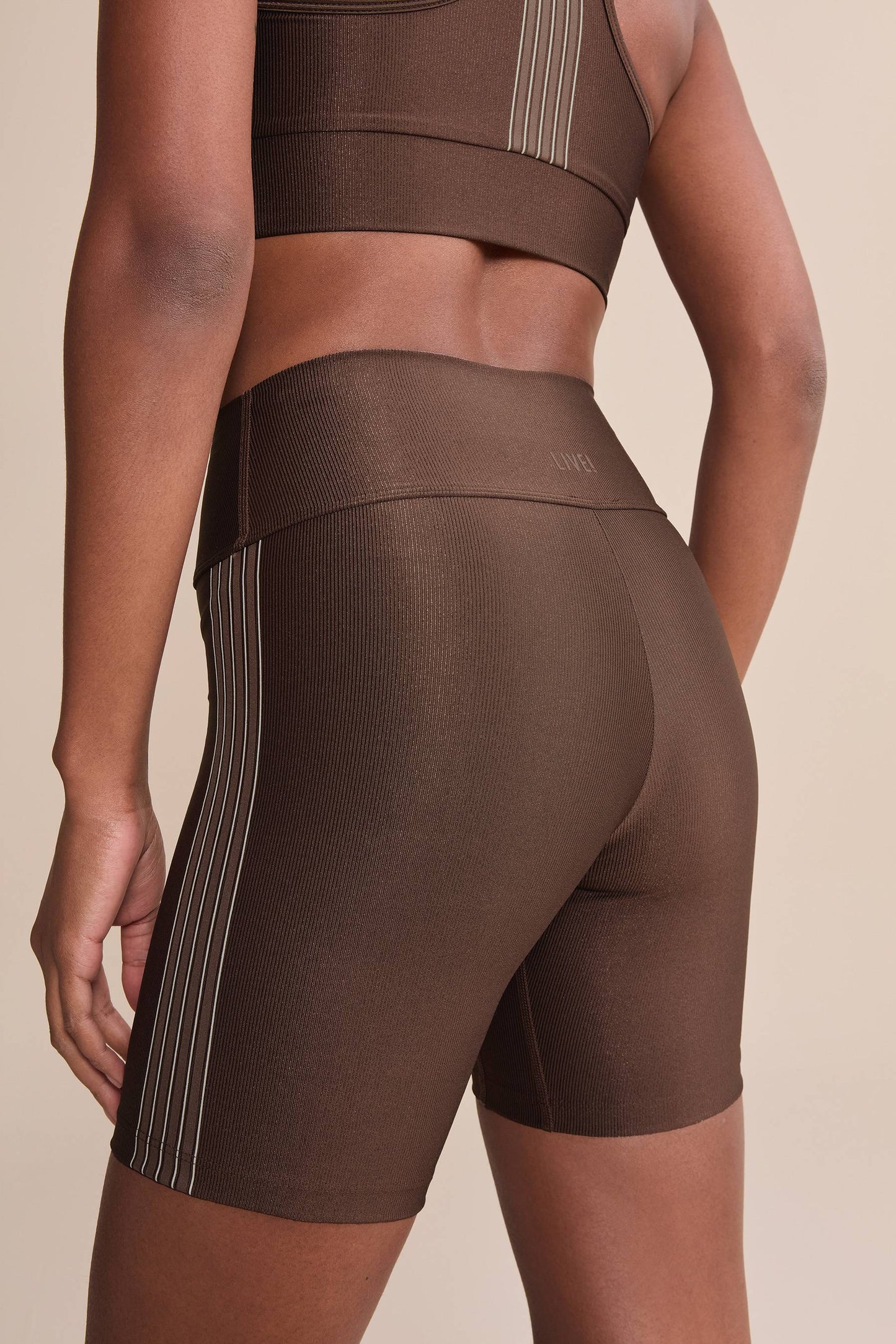 Line Allure® Adaptiv Long Shorts