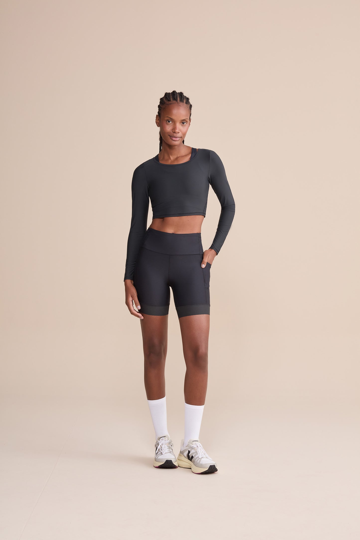 Six Pockets Speed Long Shorts