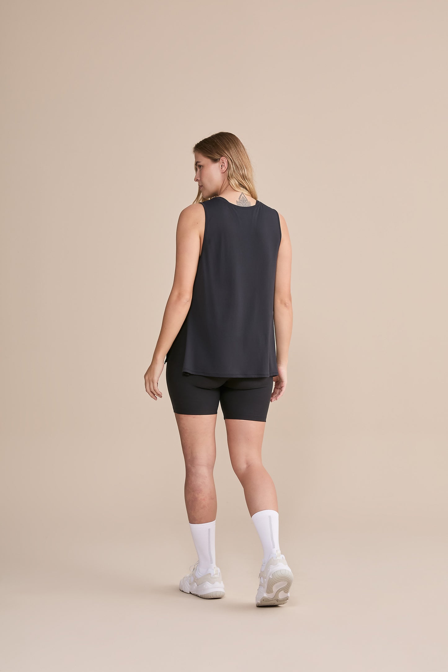 LIVE! Comfort Long Tank Top