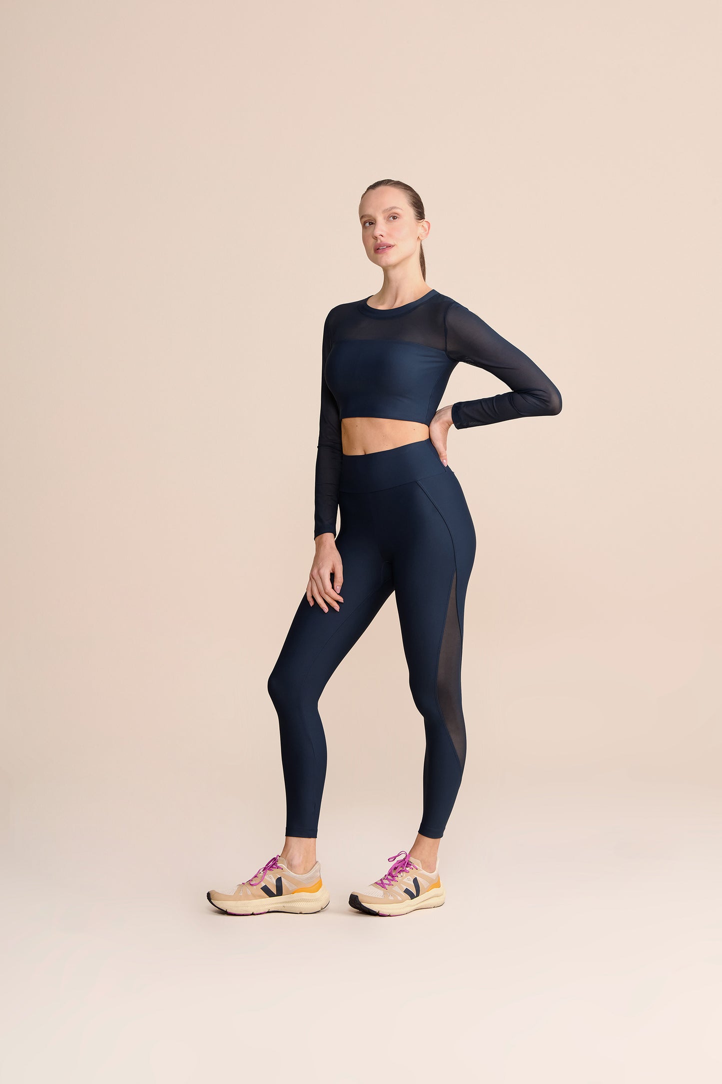 V Tule Core Leggings