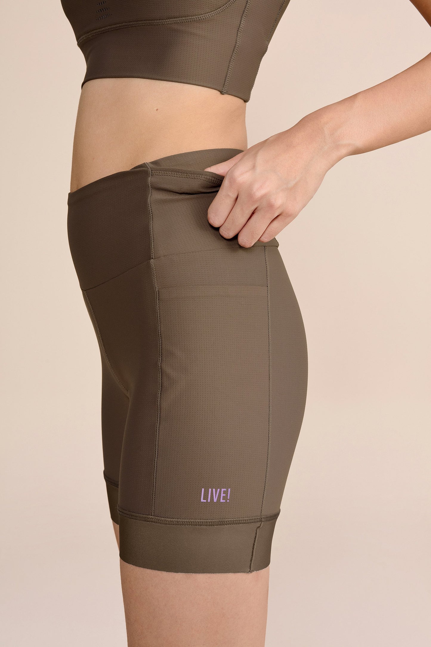 Six Pockets Speed Long Shorts