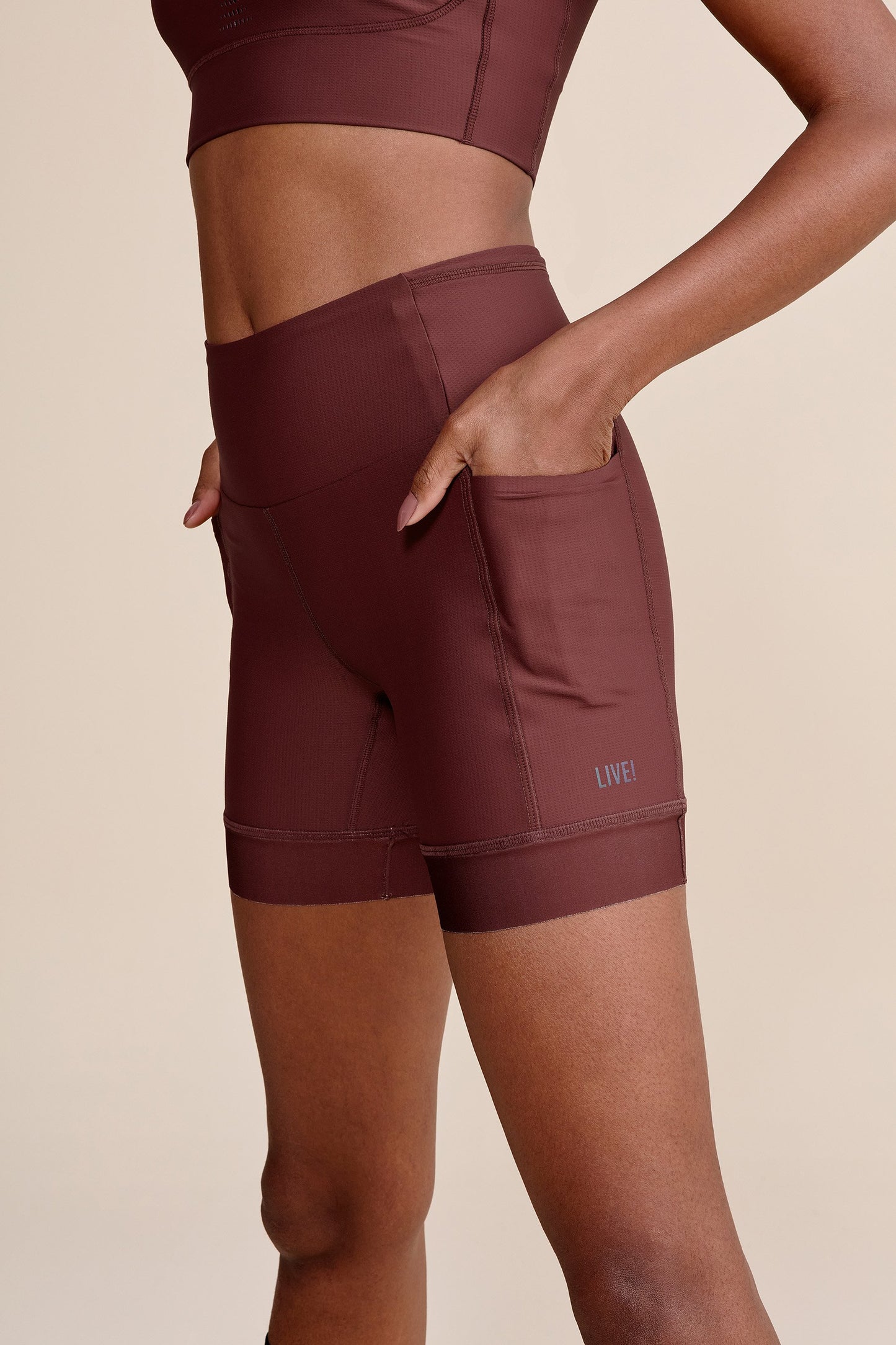 Six Pockets Speed Long Shorts