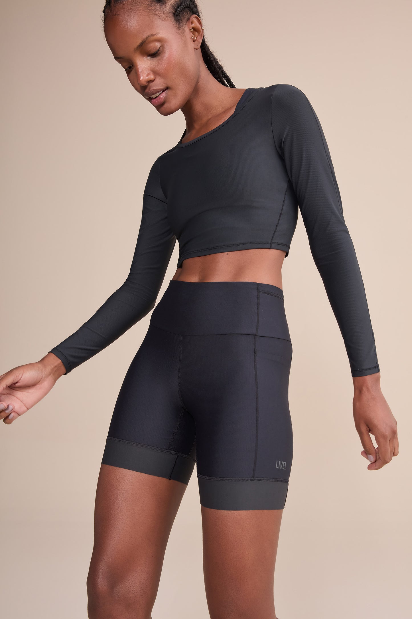 Six Pockets Speed Long Shorts