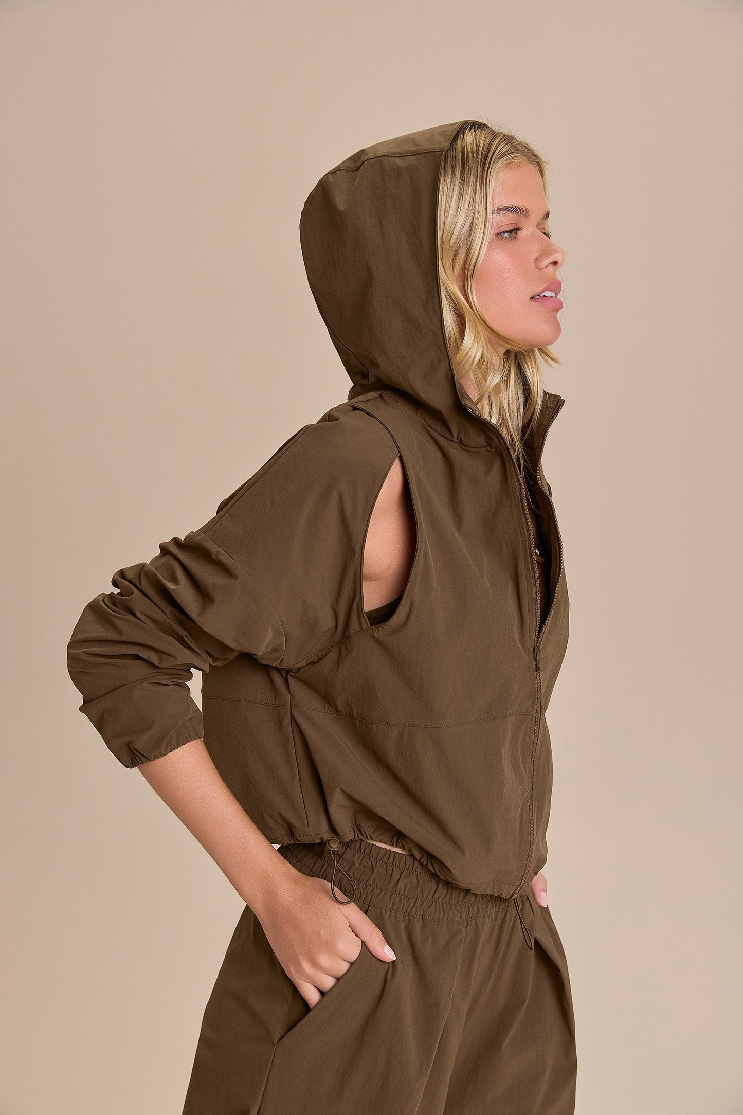 Air Vast Nutmeg Jacket