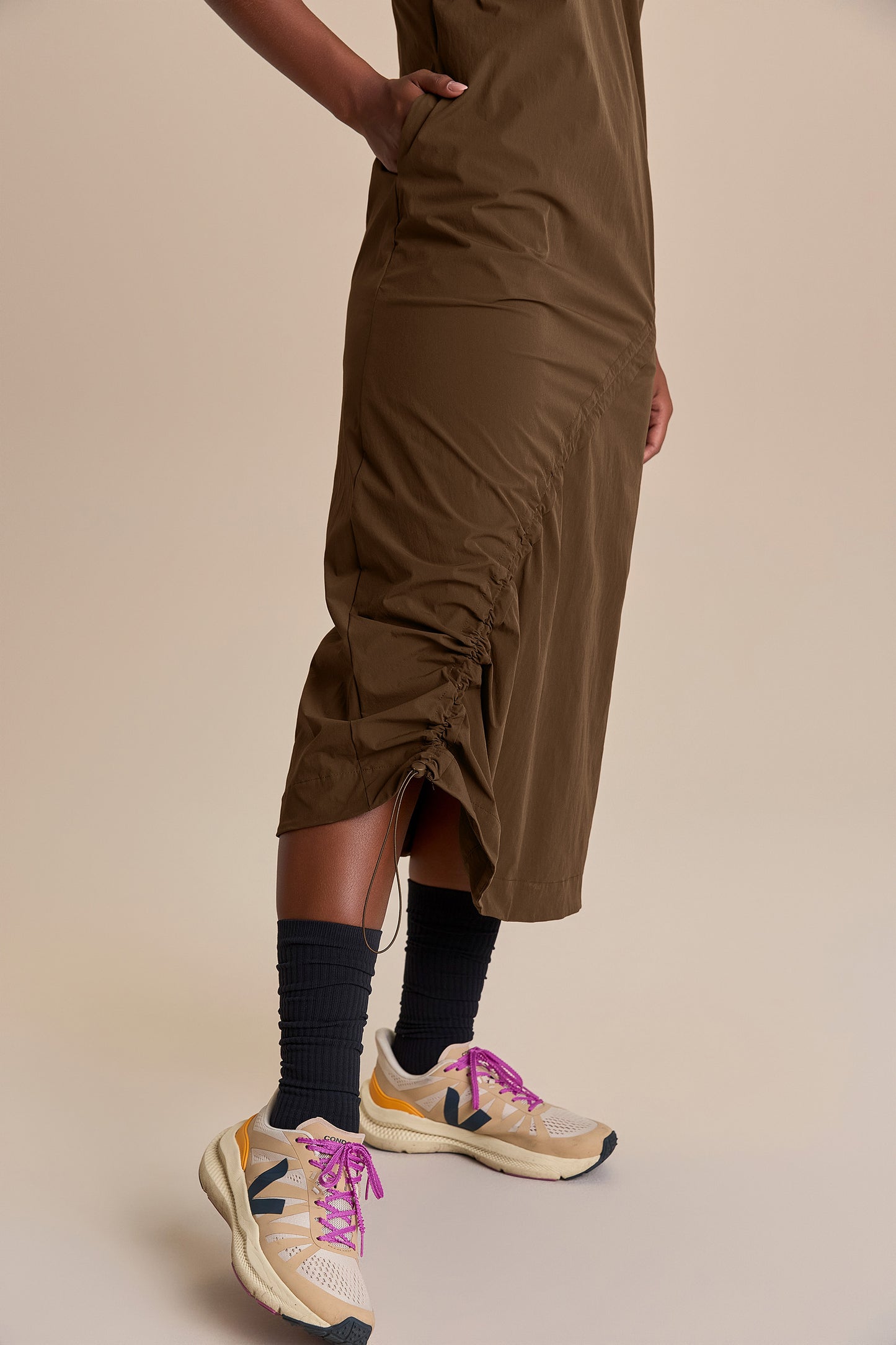 V Air Vast Nutmeg Dress