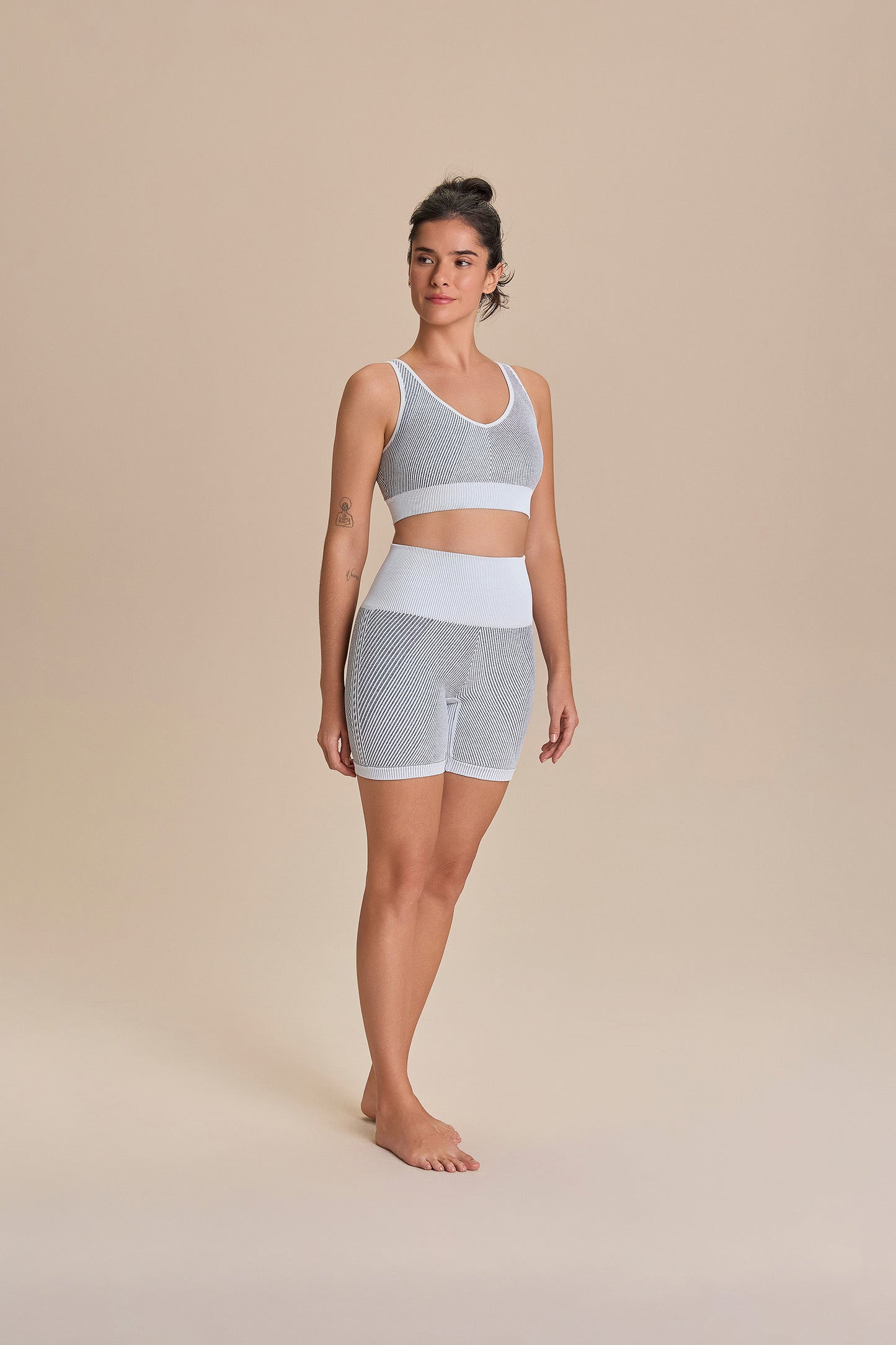 Seamless Knit® Diagonal Shorts