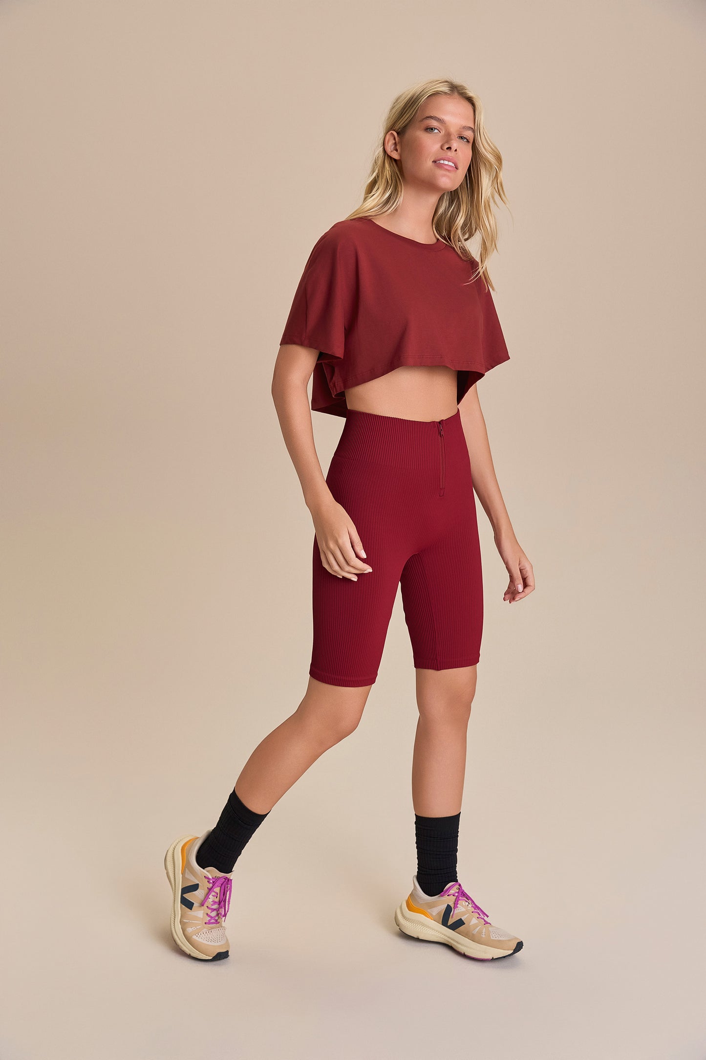 Seamless Knit® Zip Shorts