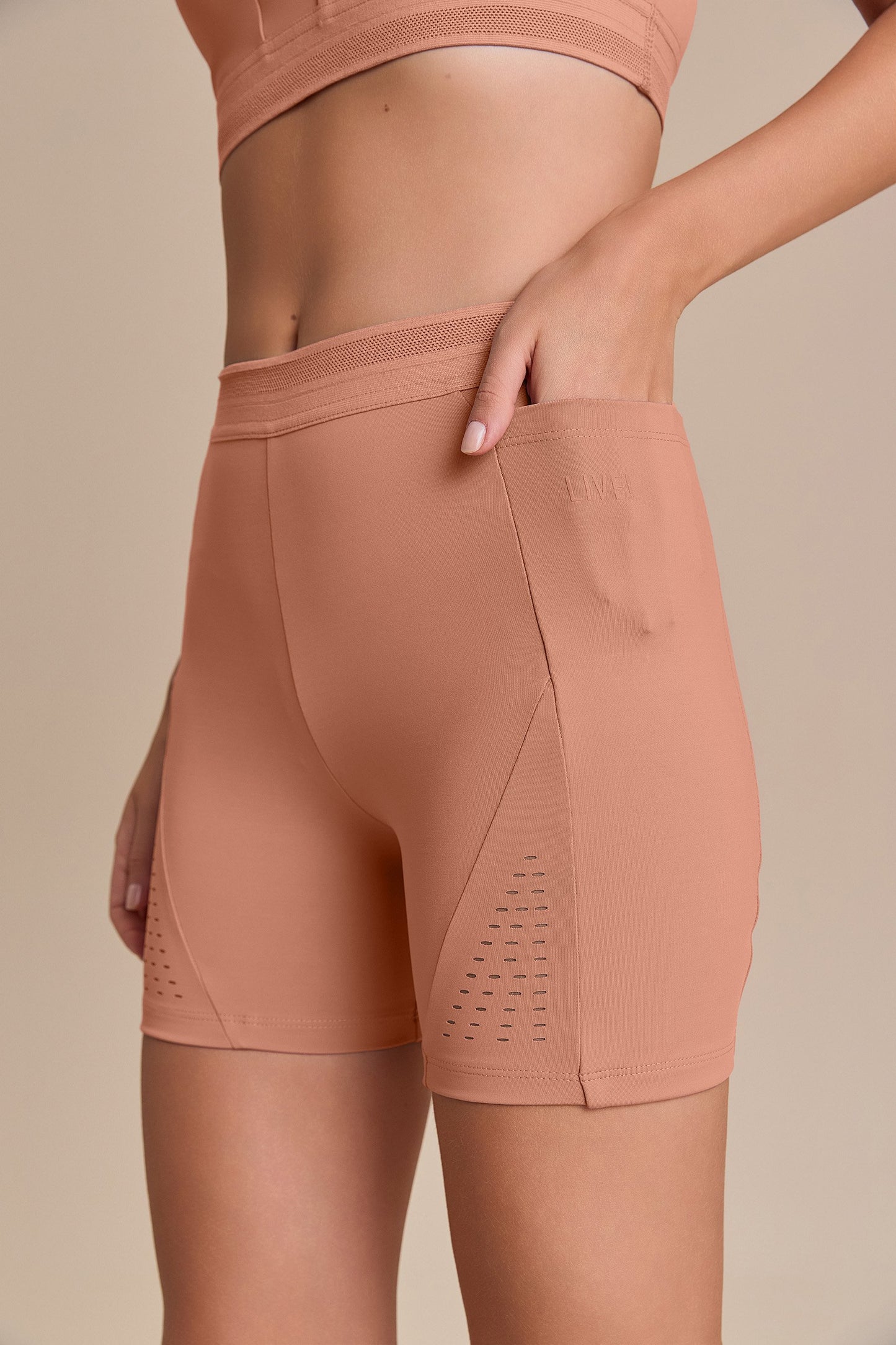Laser ByNature Shorts