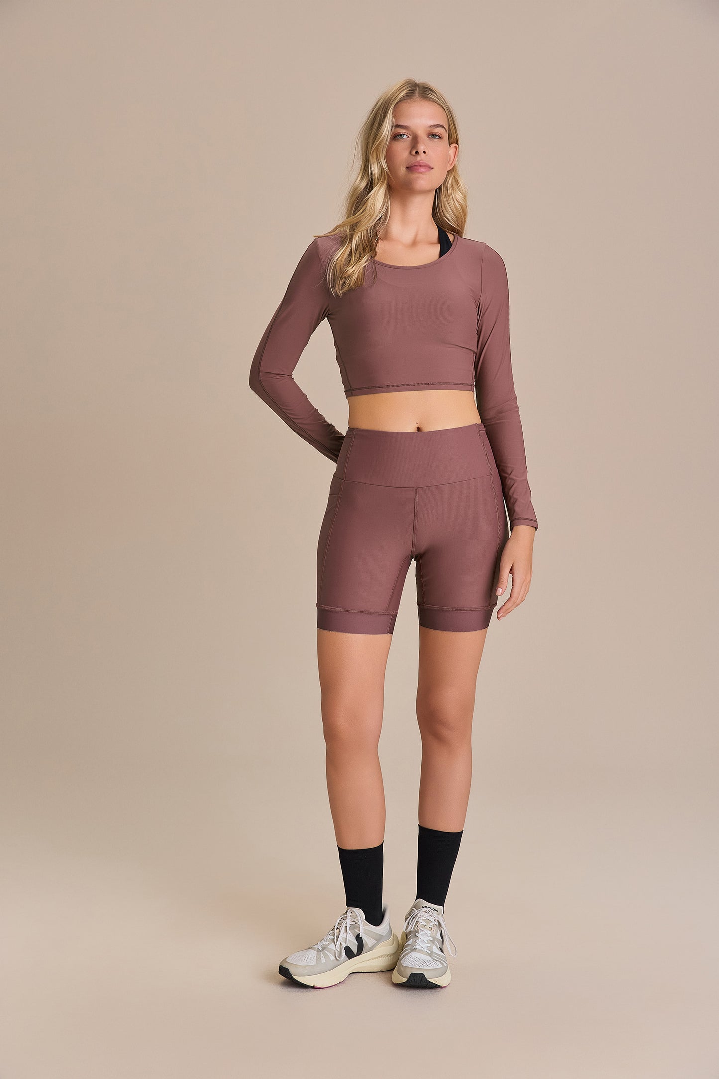 Six Pockets Speed Long Shorts