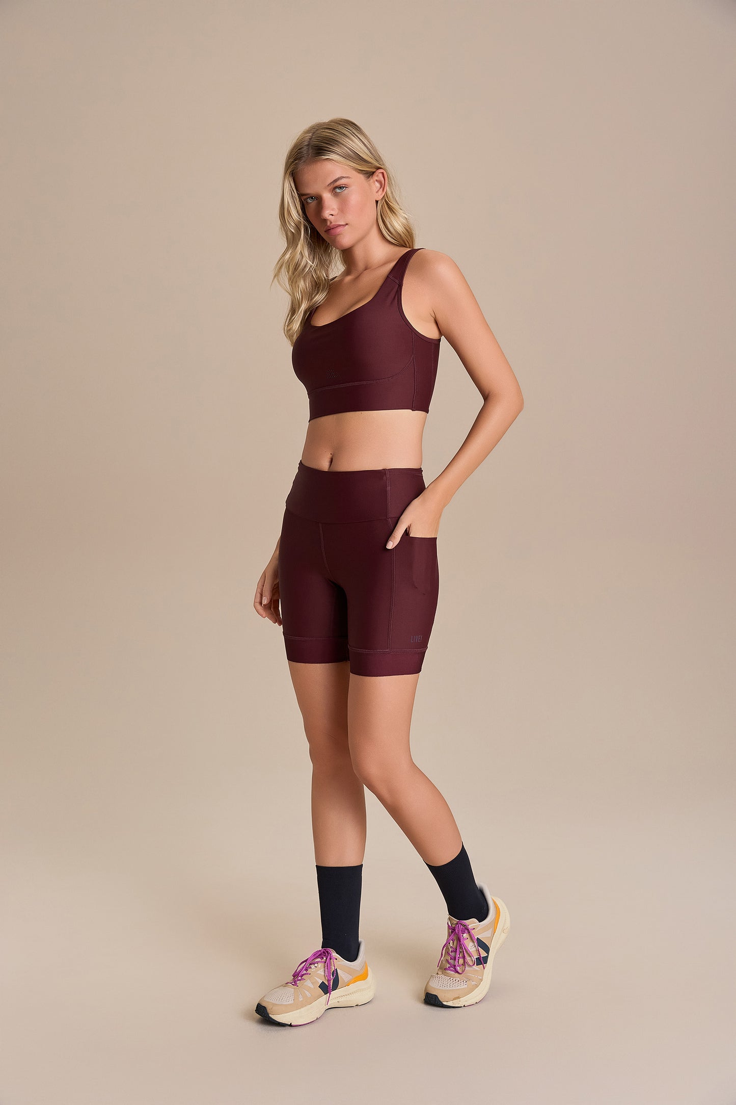 Six Pockets Speed Long Shorts