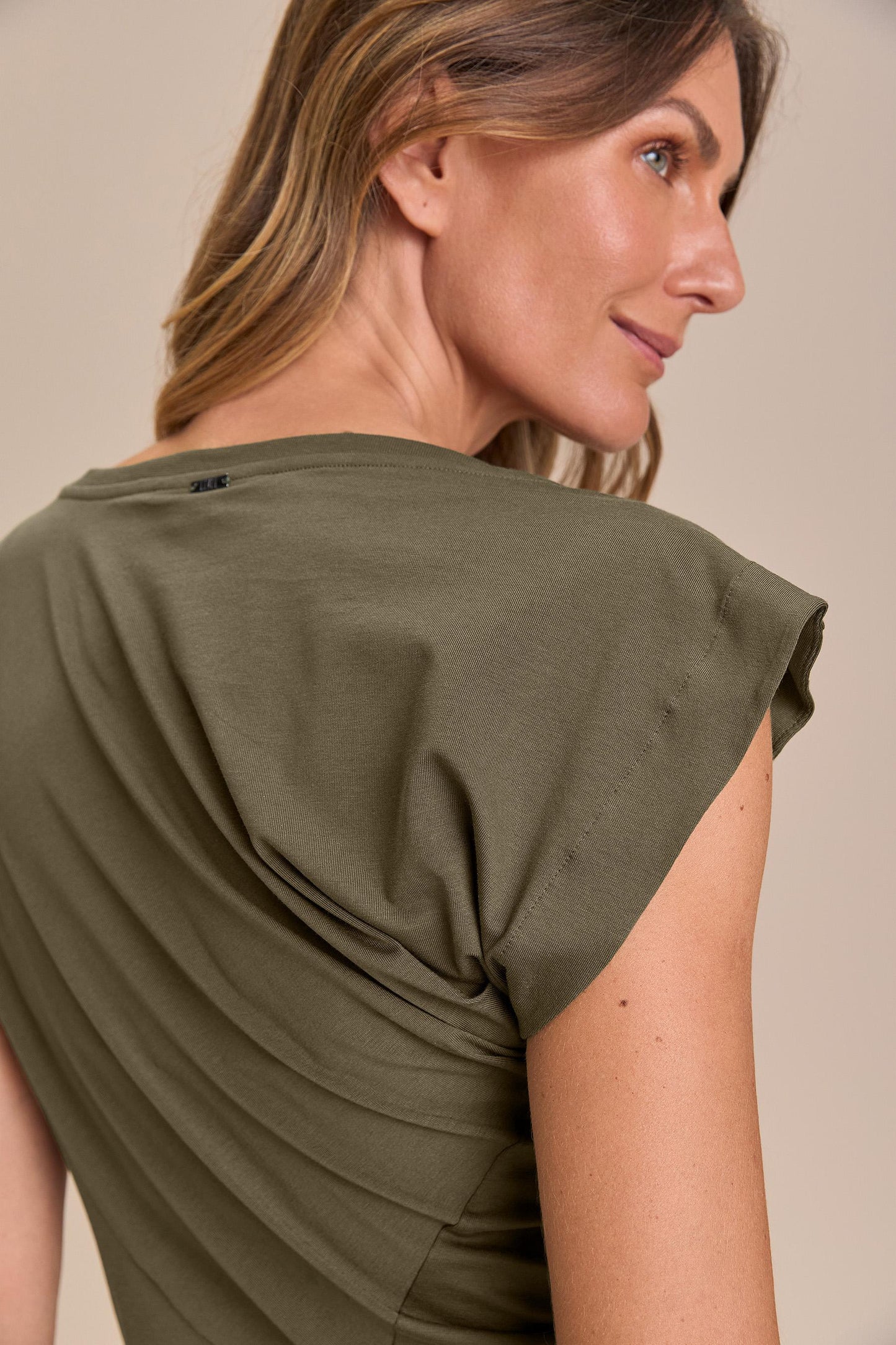 Twist Pima Slim T-Shirt