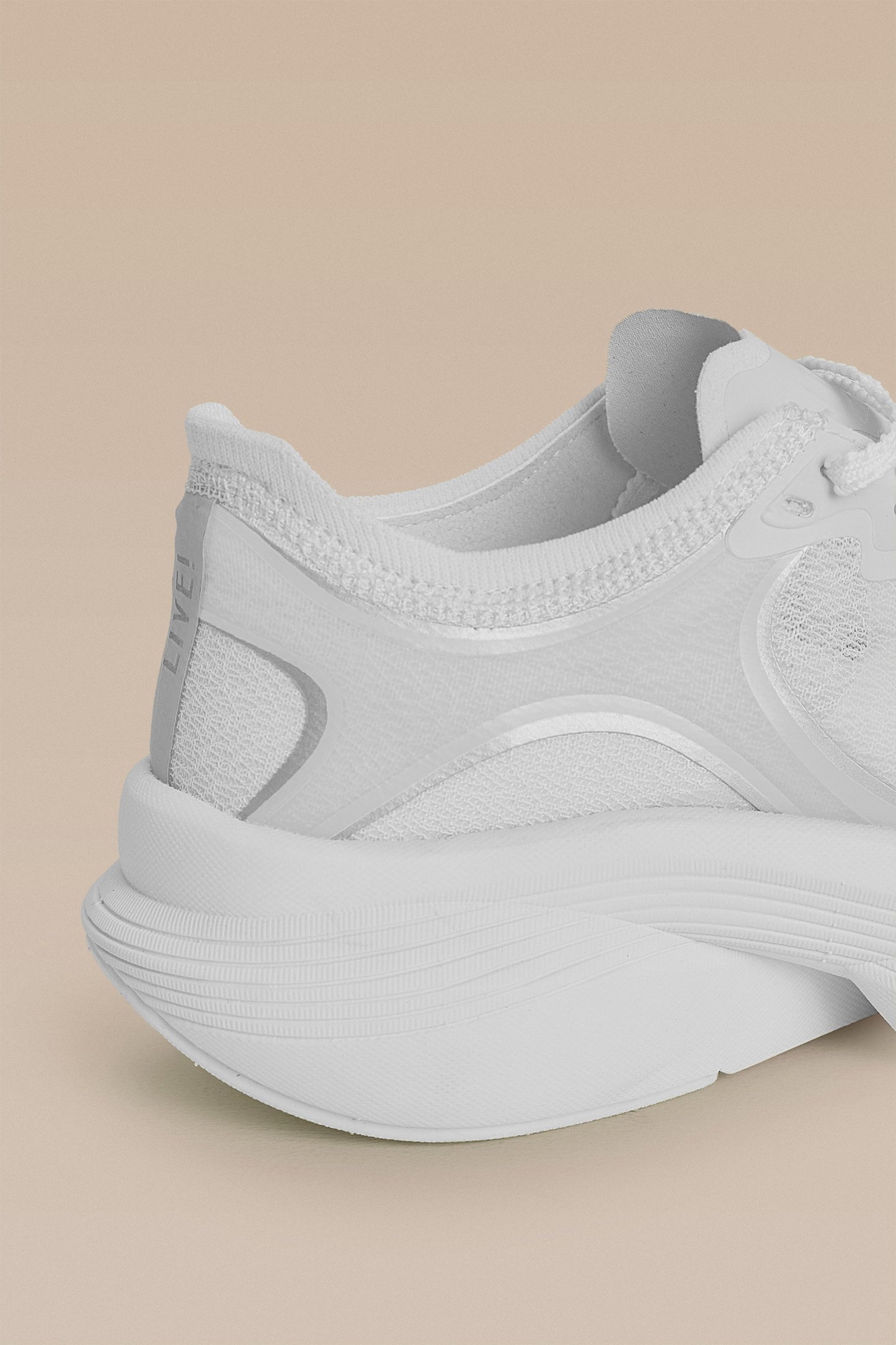 LIVE! LOOP Running Shoe
