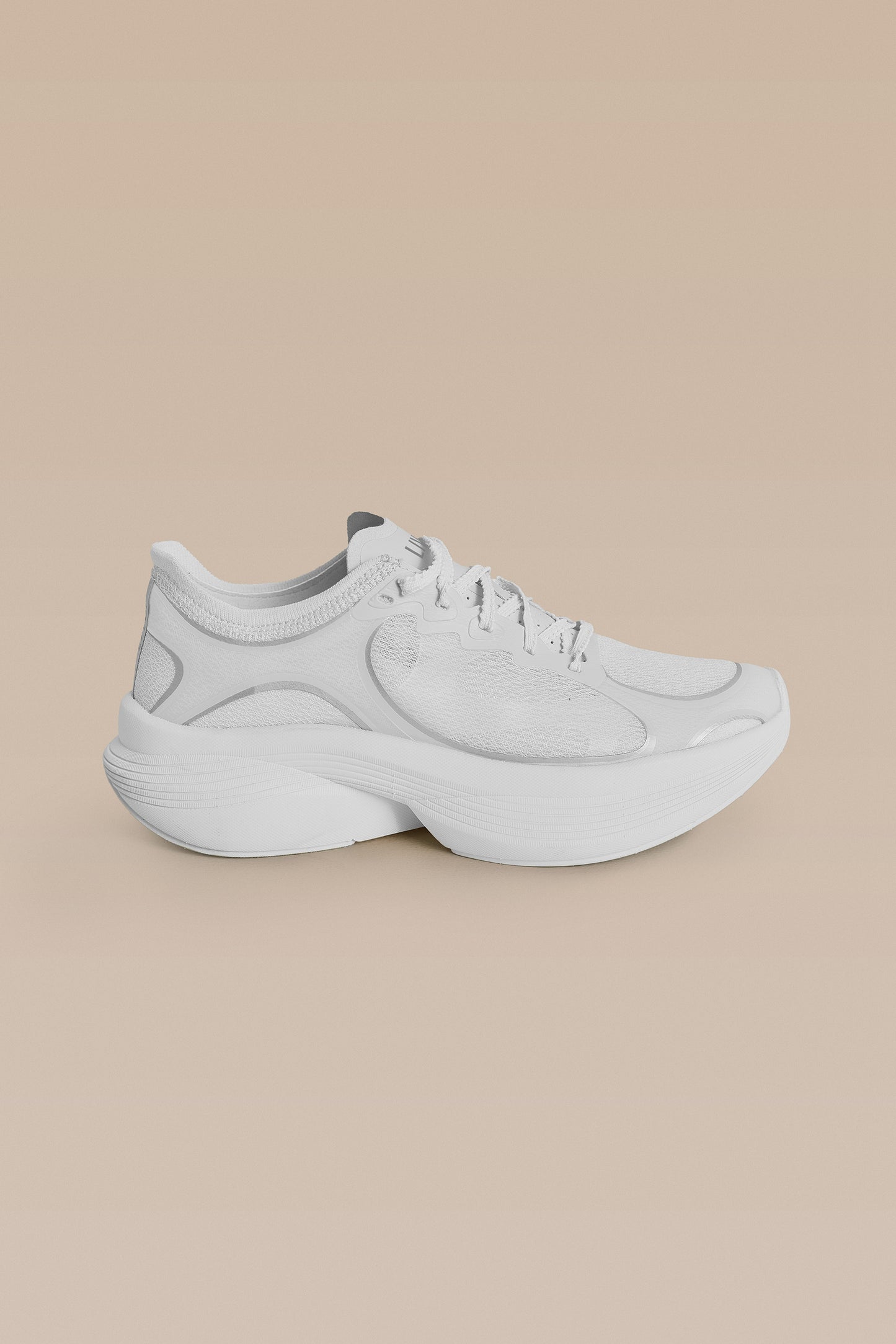 LIVE! LOOP Running Shoe