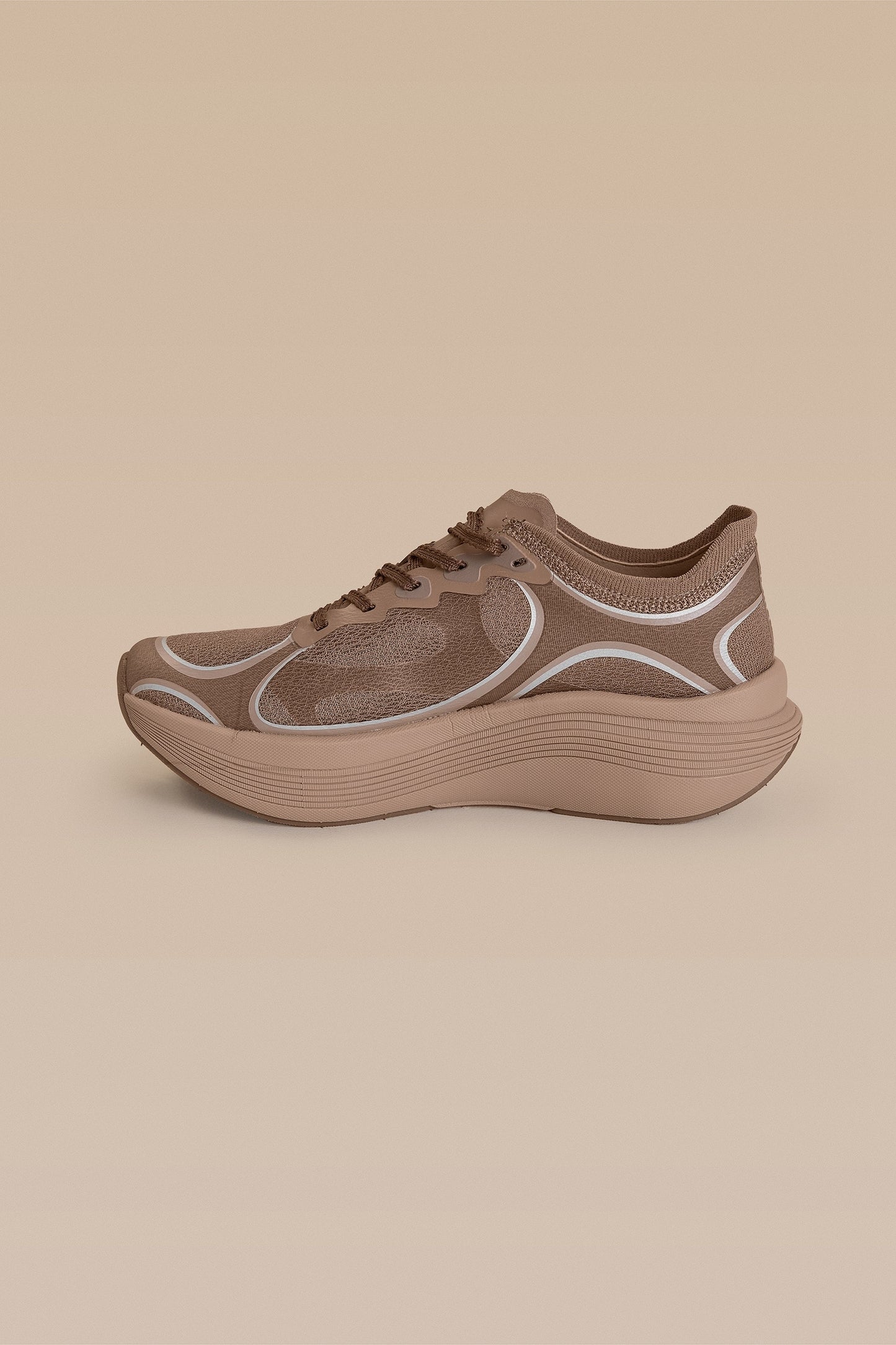 LIVE! LOOP Running Shoe