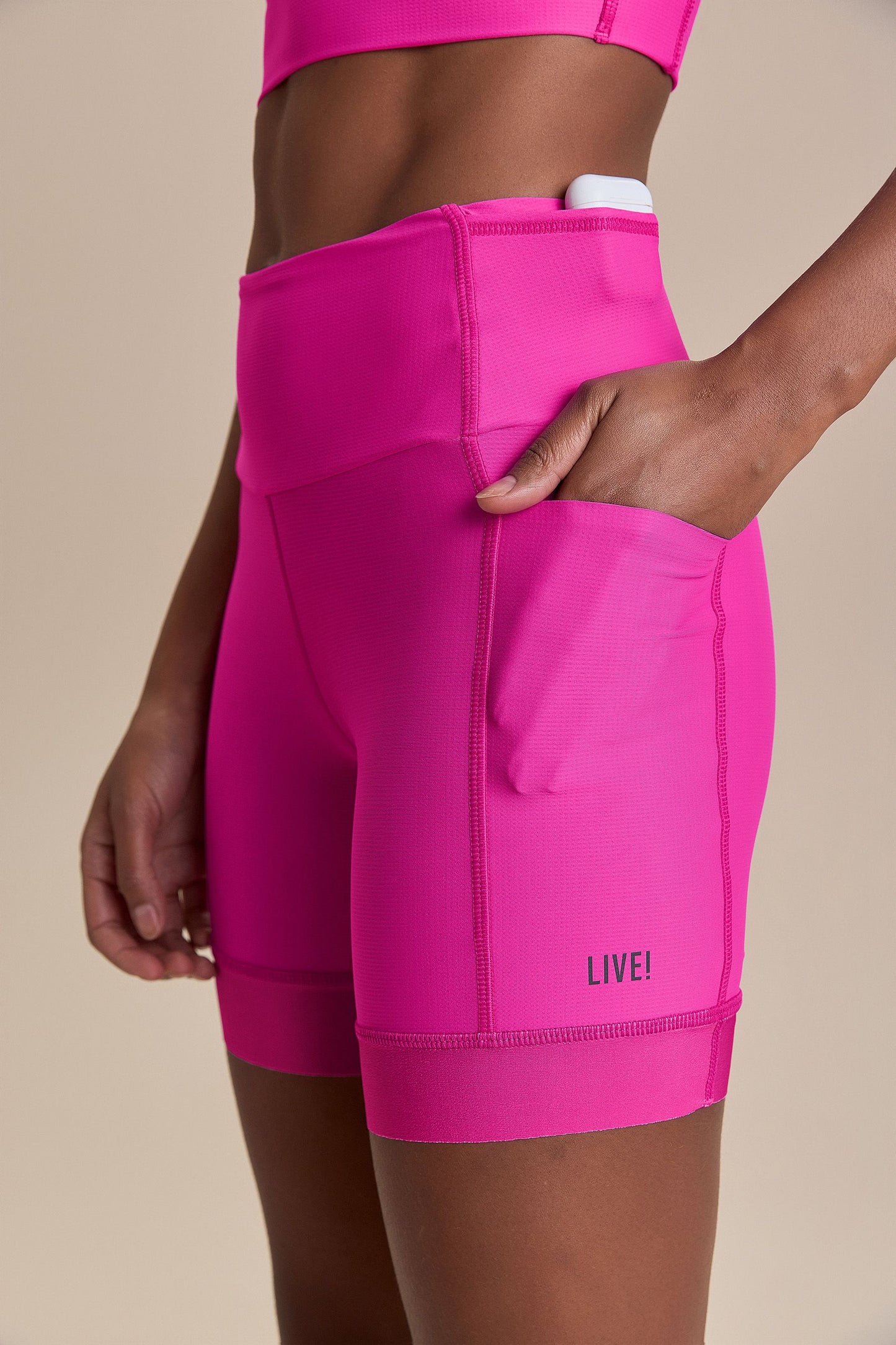 Six Pockets Speed Long Shorts