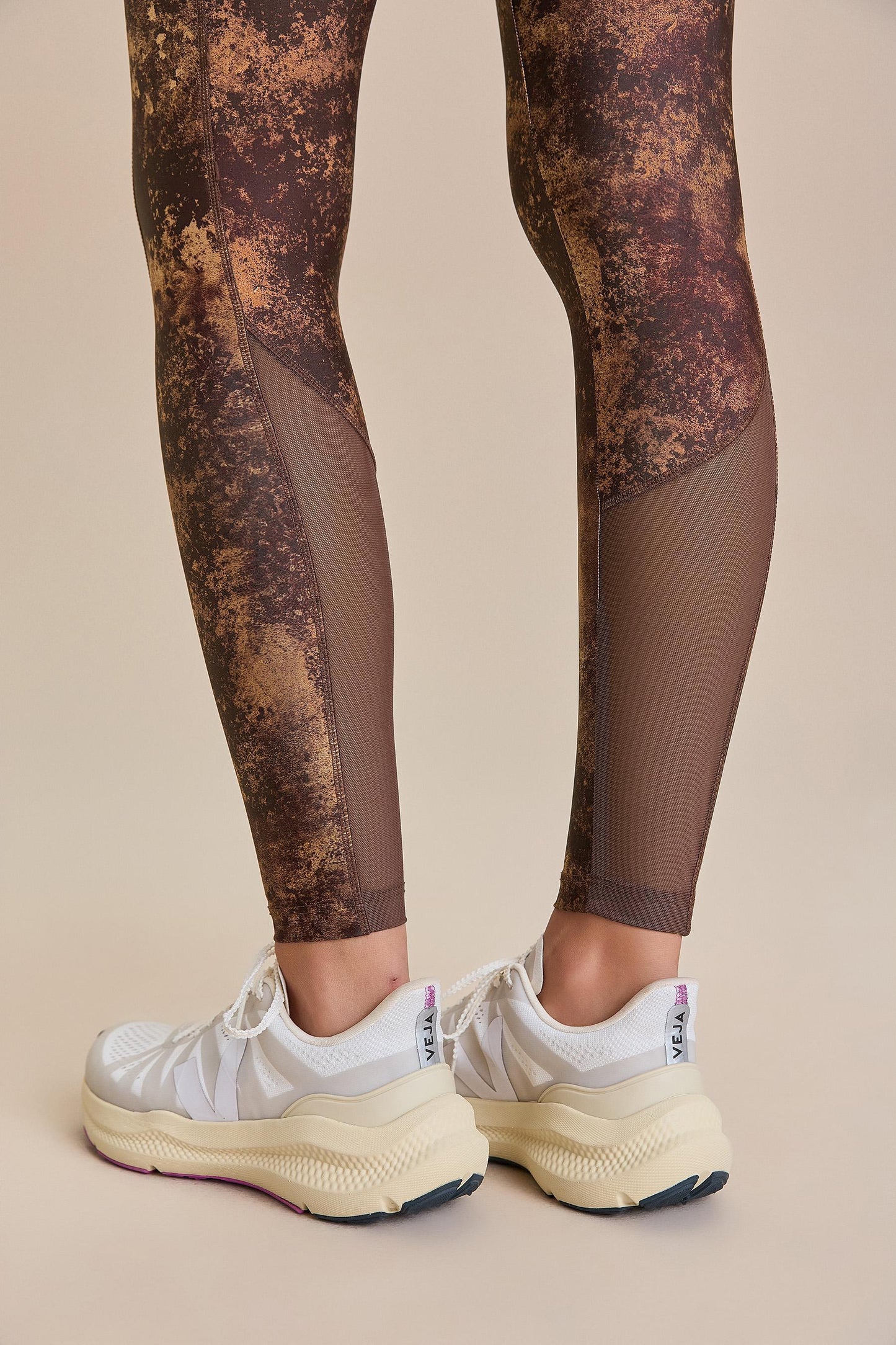 Evolve Pro Tule Legging