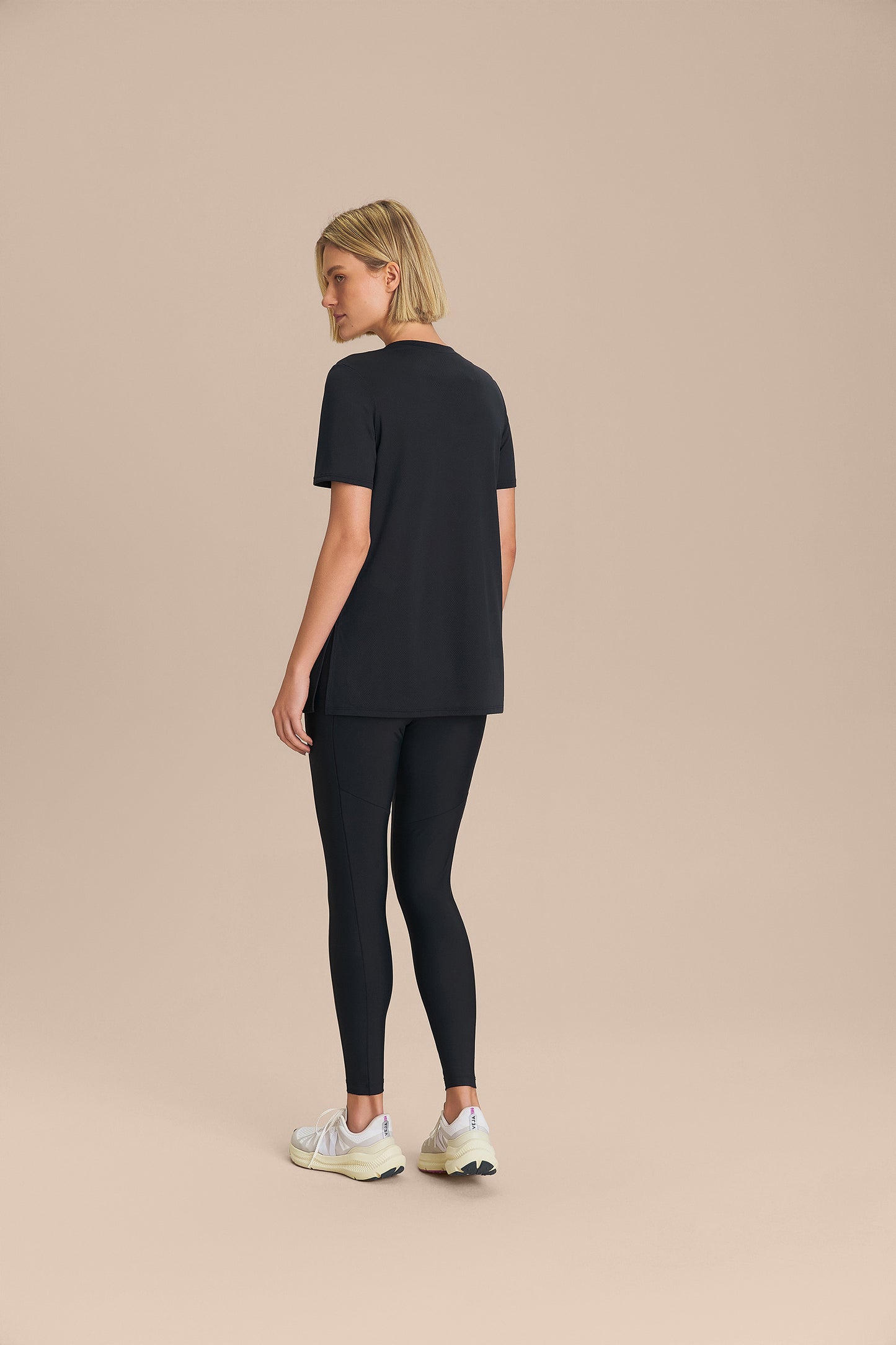 Action V-Neck Training Shirt