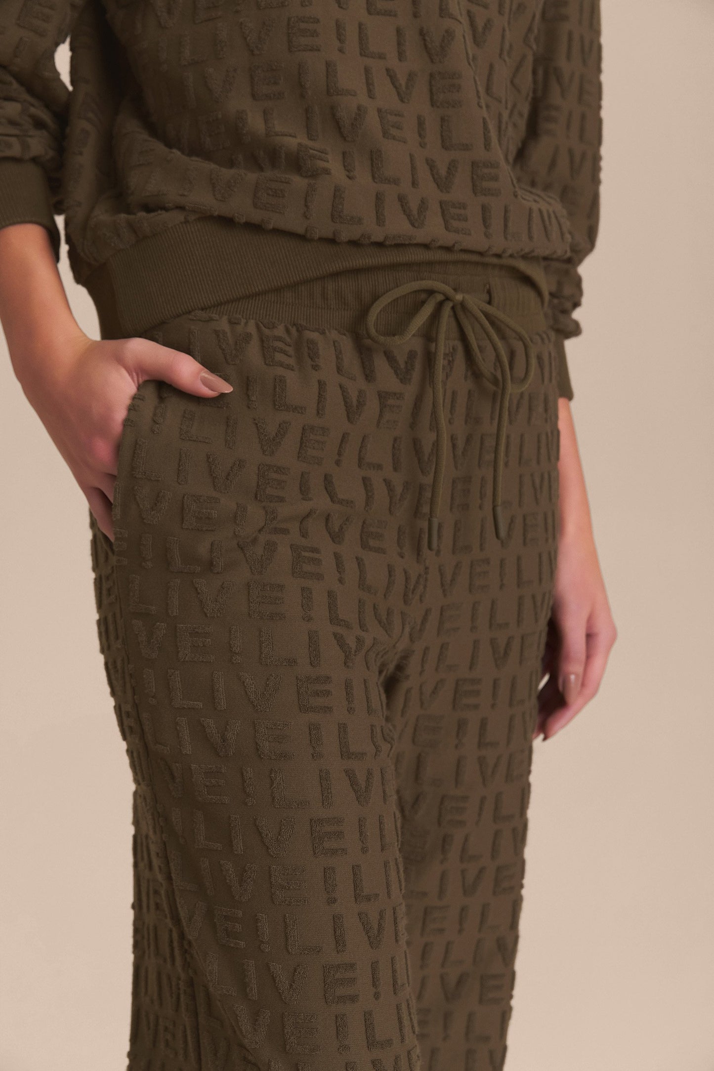 LIVE! Signature Jacquard Pants