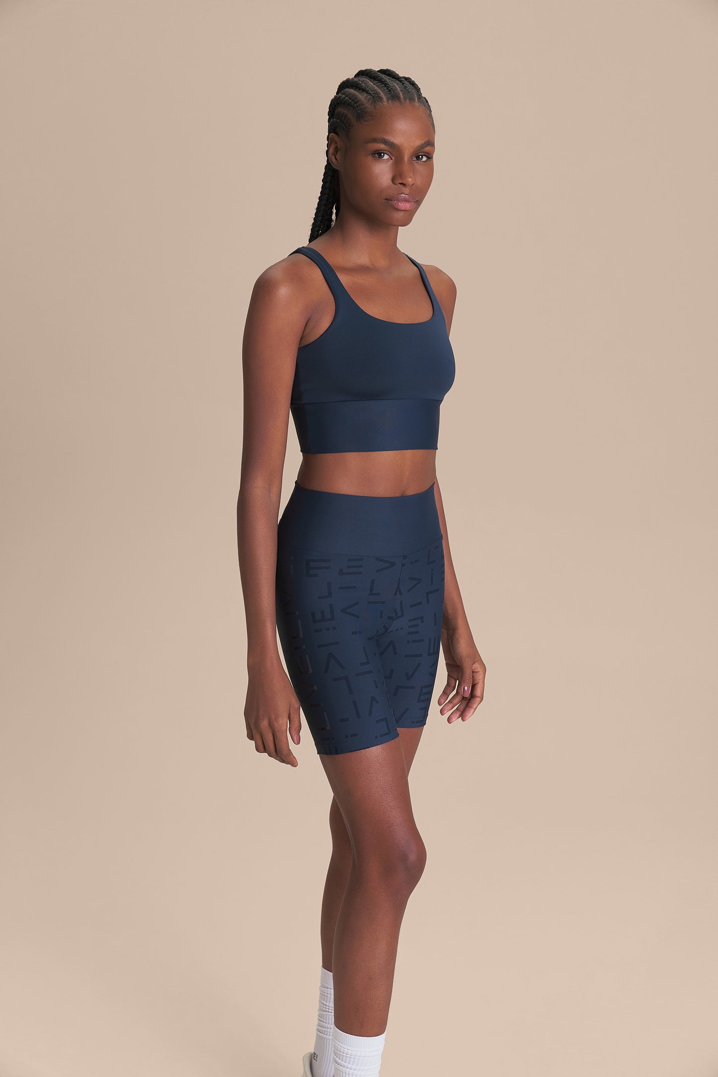 LIVE! Icon Short