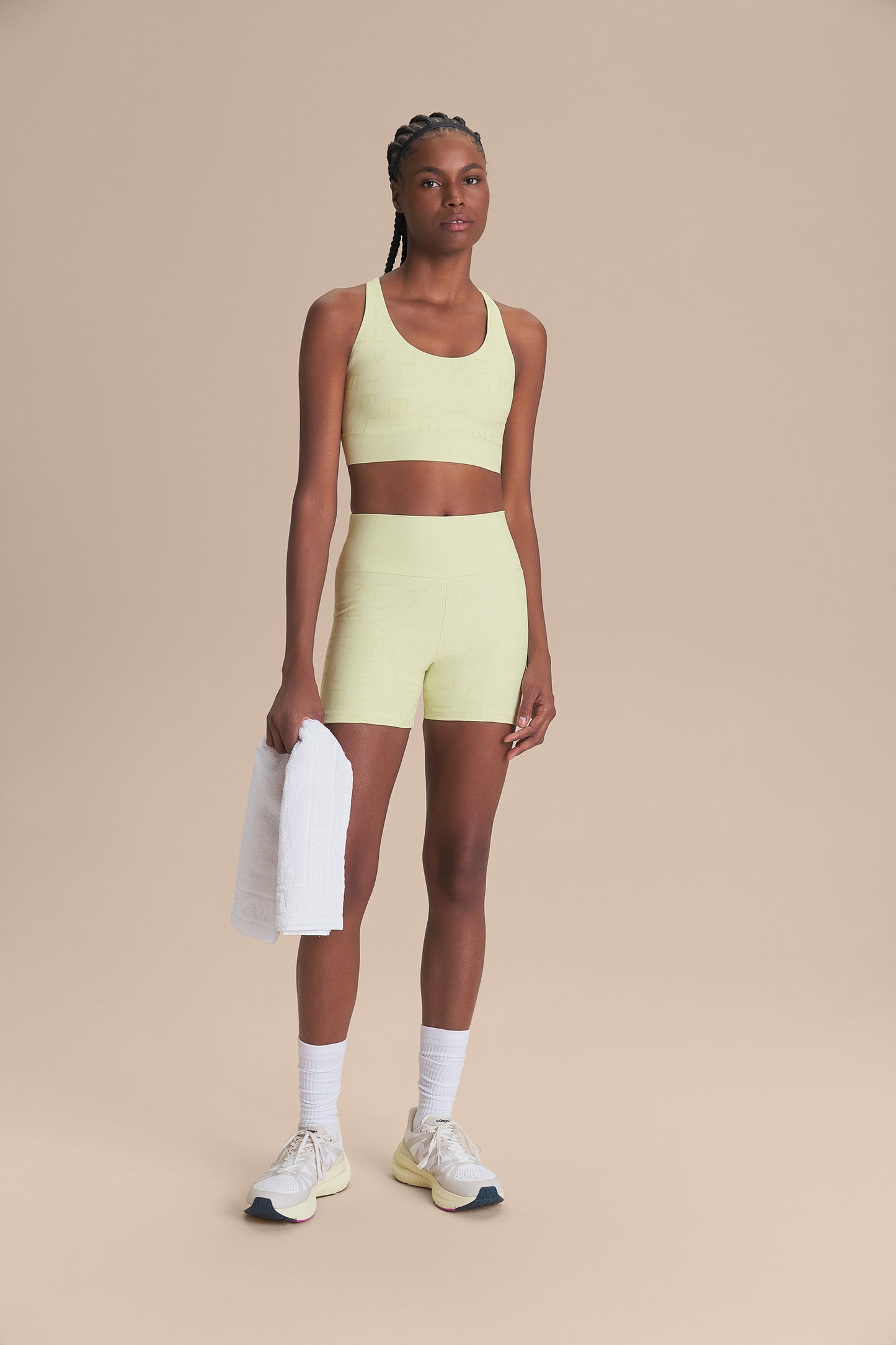 LIVE! Icon Fit Short
