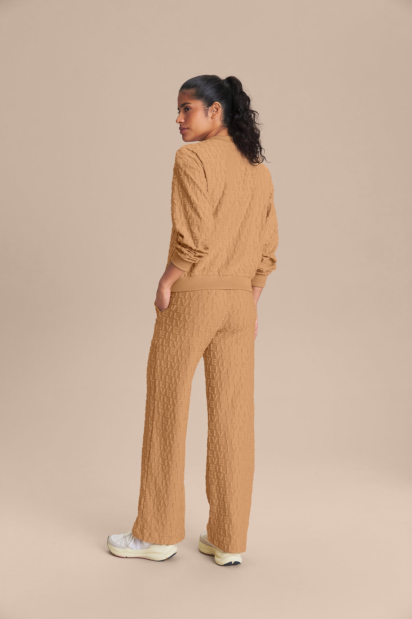 LIVE! Signature Jacquard Pants