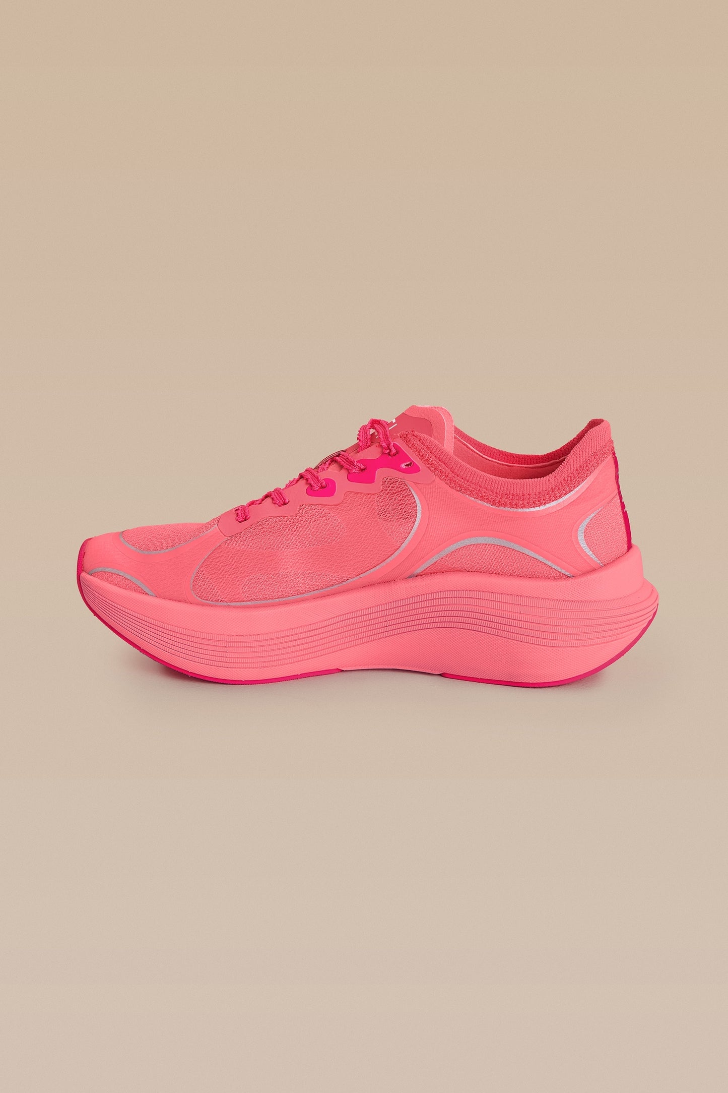 LIVE! LOOP Running Shoe
