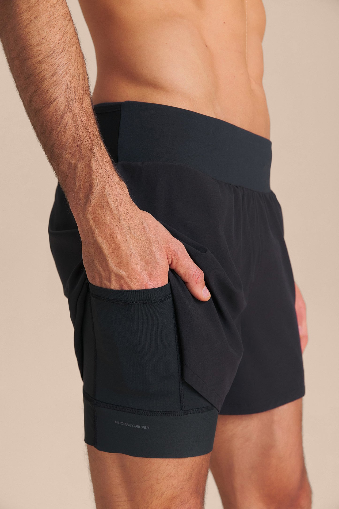 Men's Run Six Pockets Short 4''