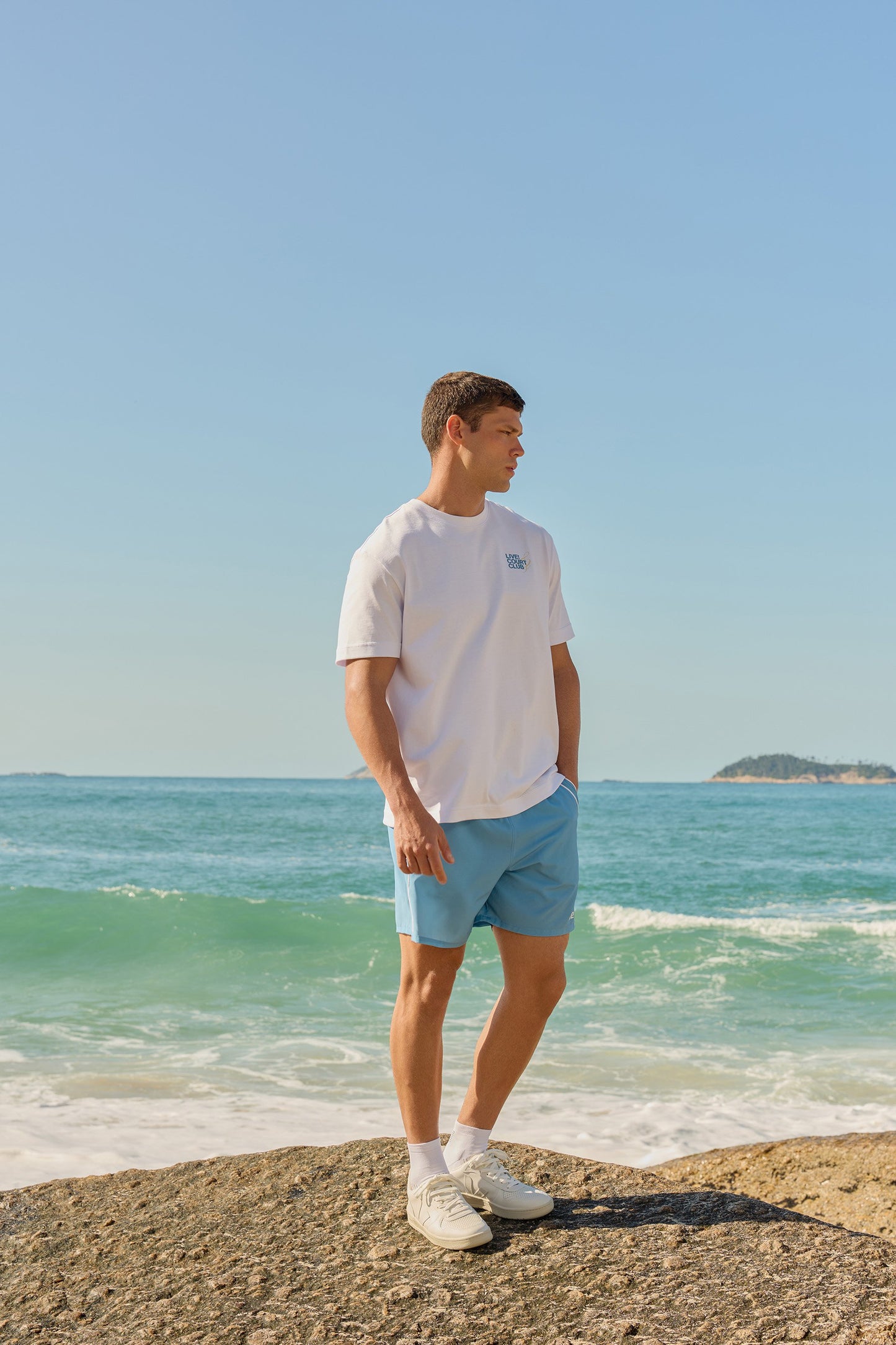 Court & Club Men's T-Shirt