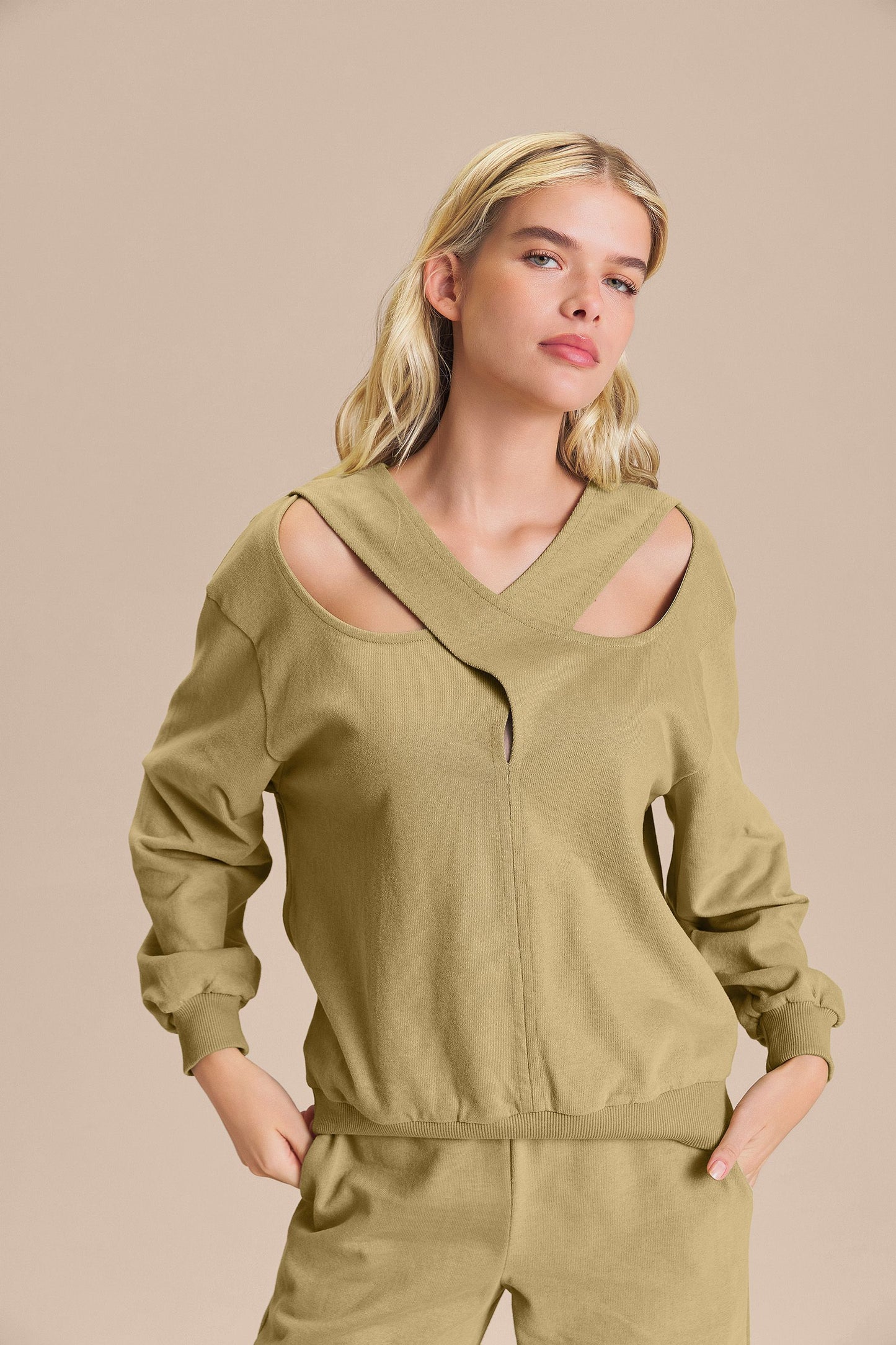 Rino Knit Split Pullover