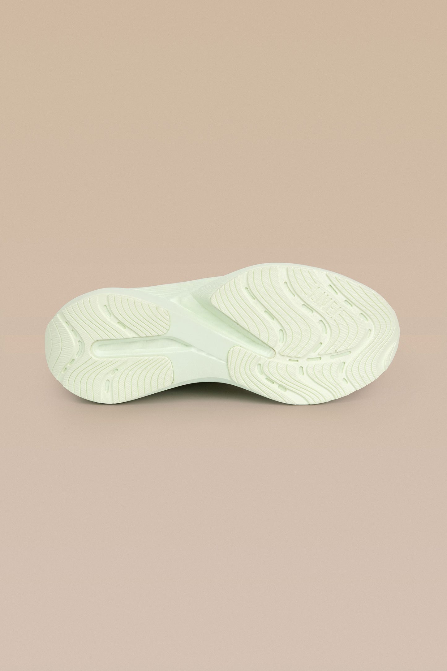 LIVE! LOOP Running Shoes