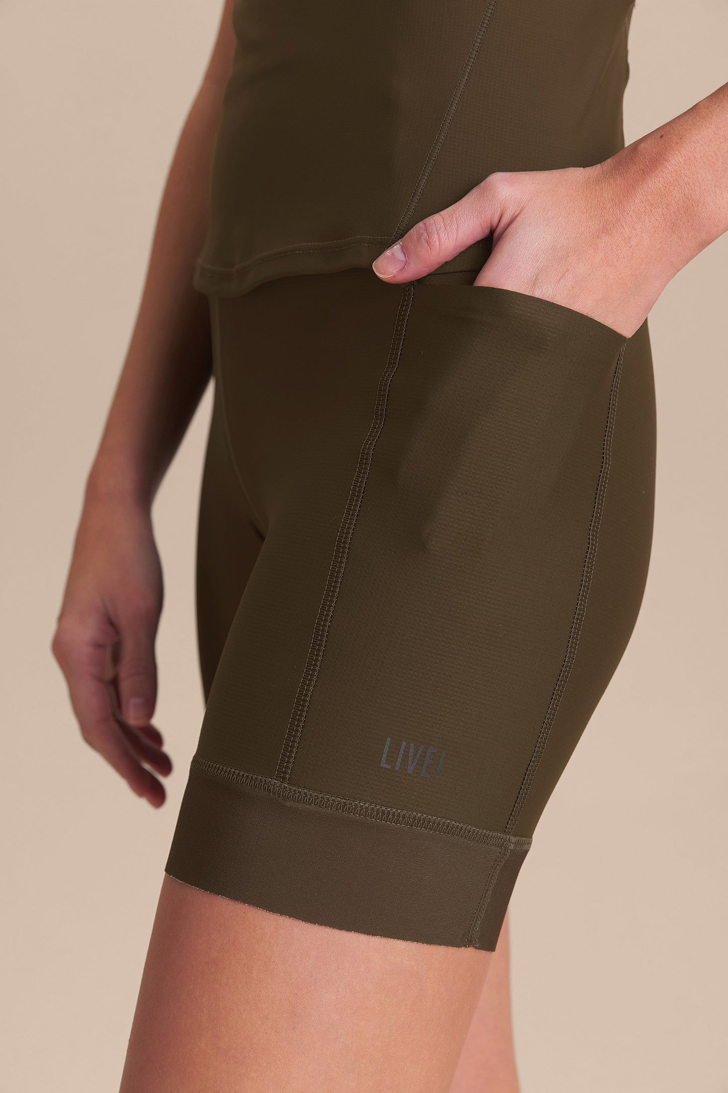 Six Pockets Speed Shorts