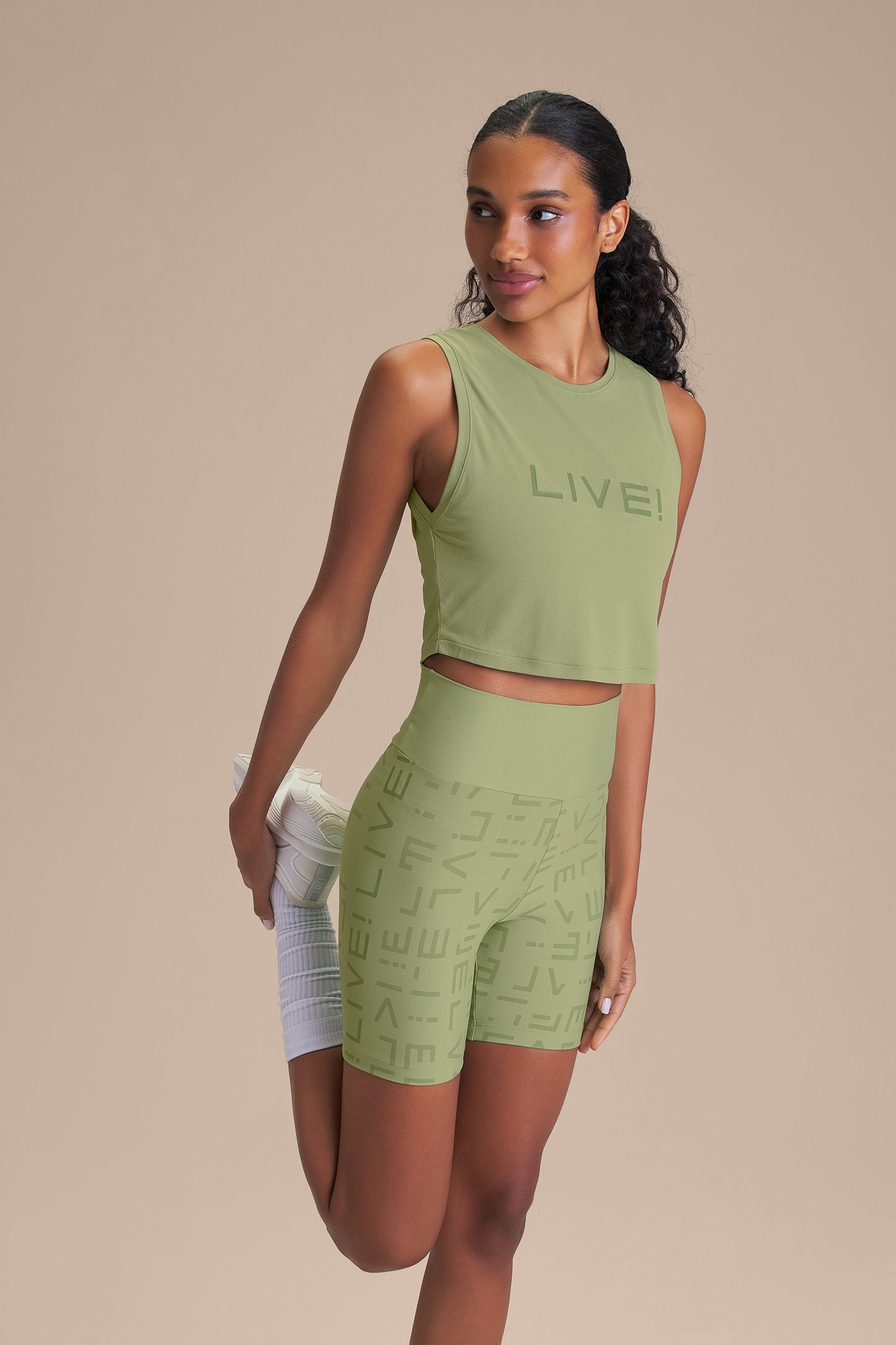 LIVE! Icon Short