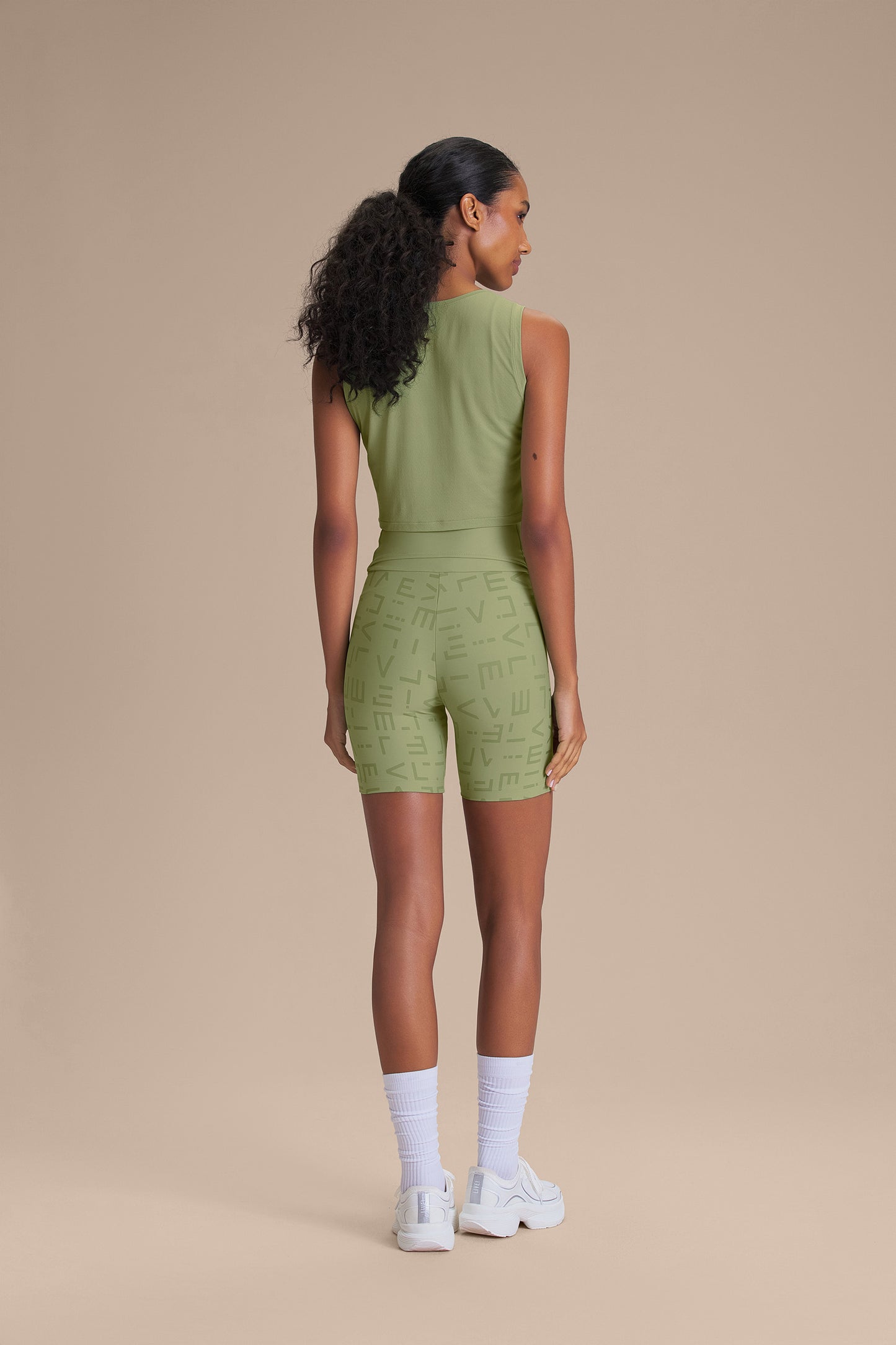 LIVE! Icon Short