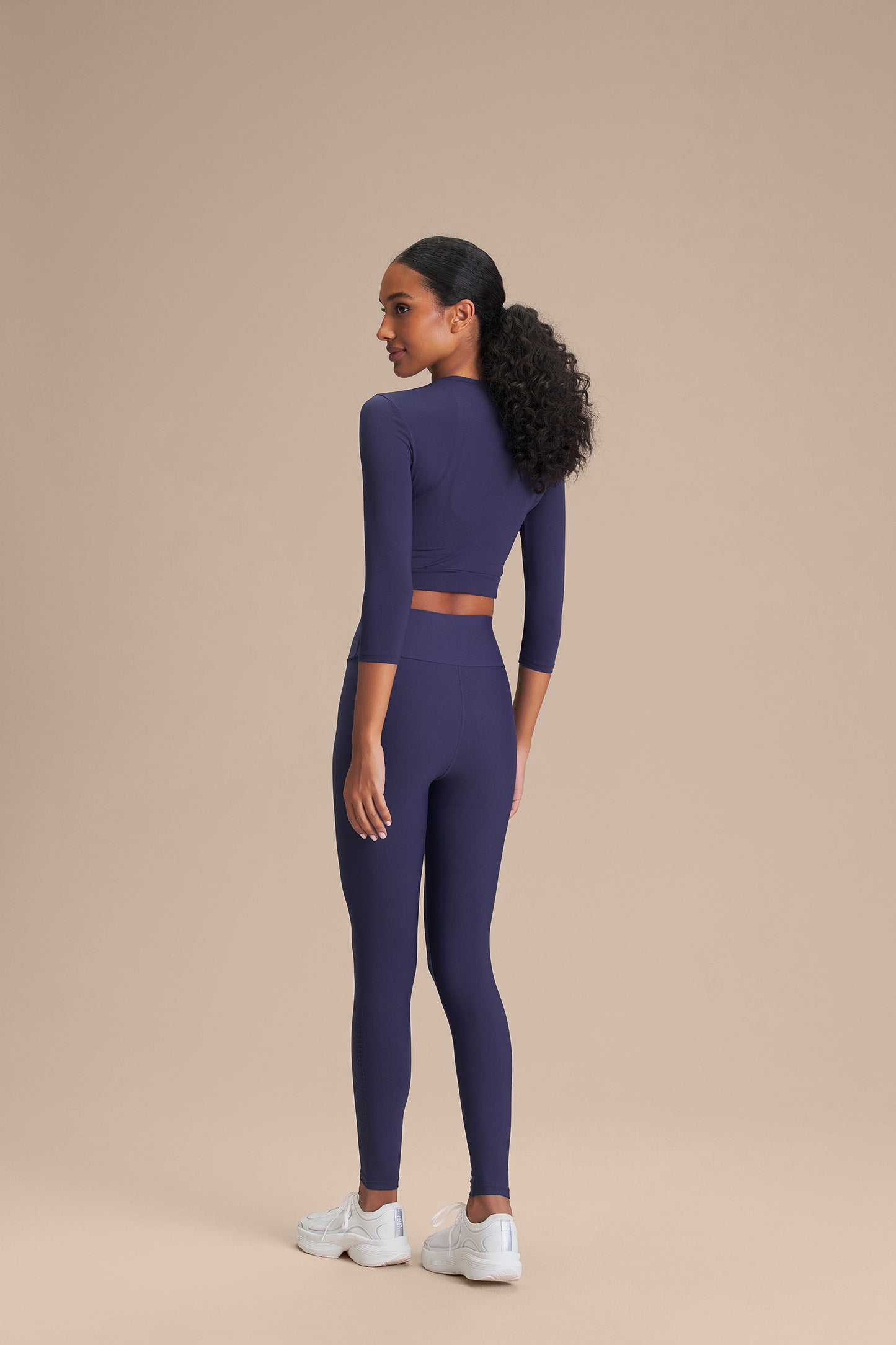 Action Skin Arc Cropped Top