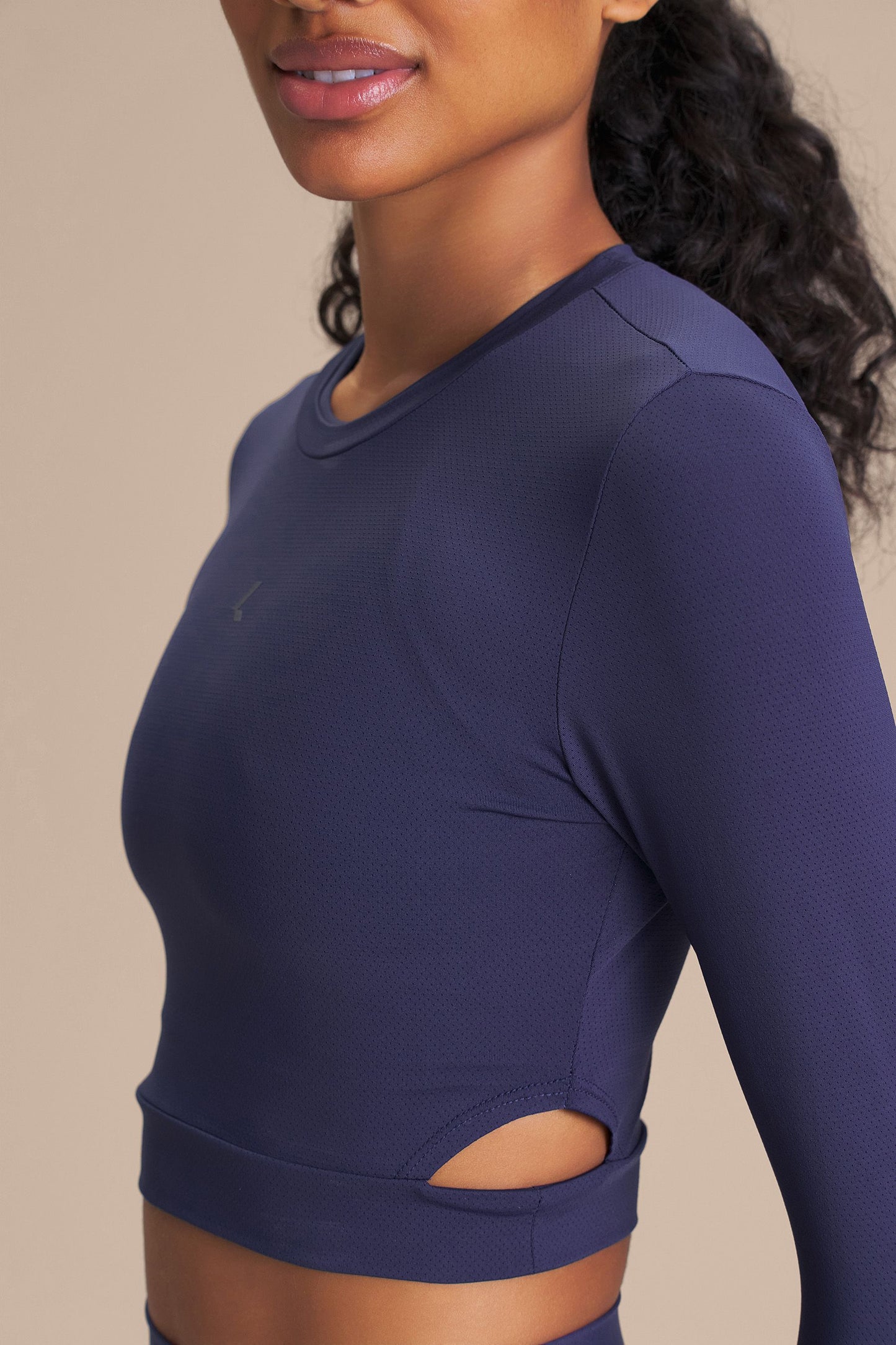 Action Skin Arc Cropped Top