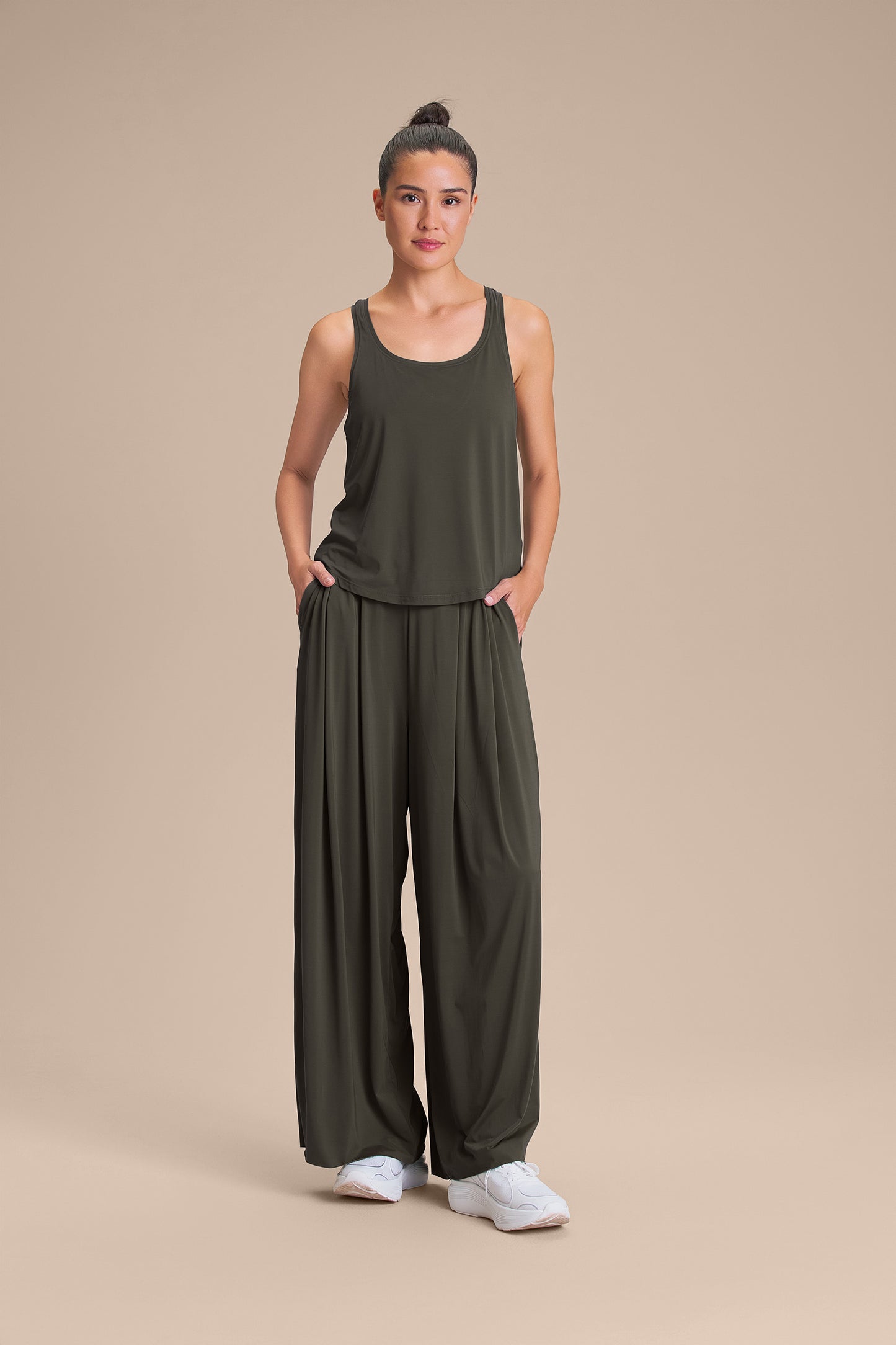 Wide-Leg Pant