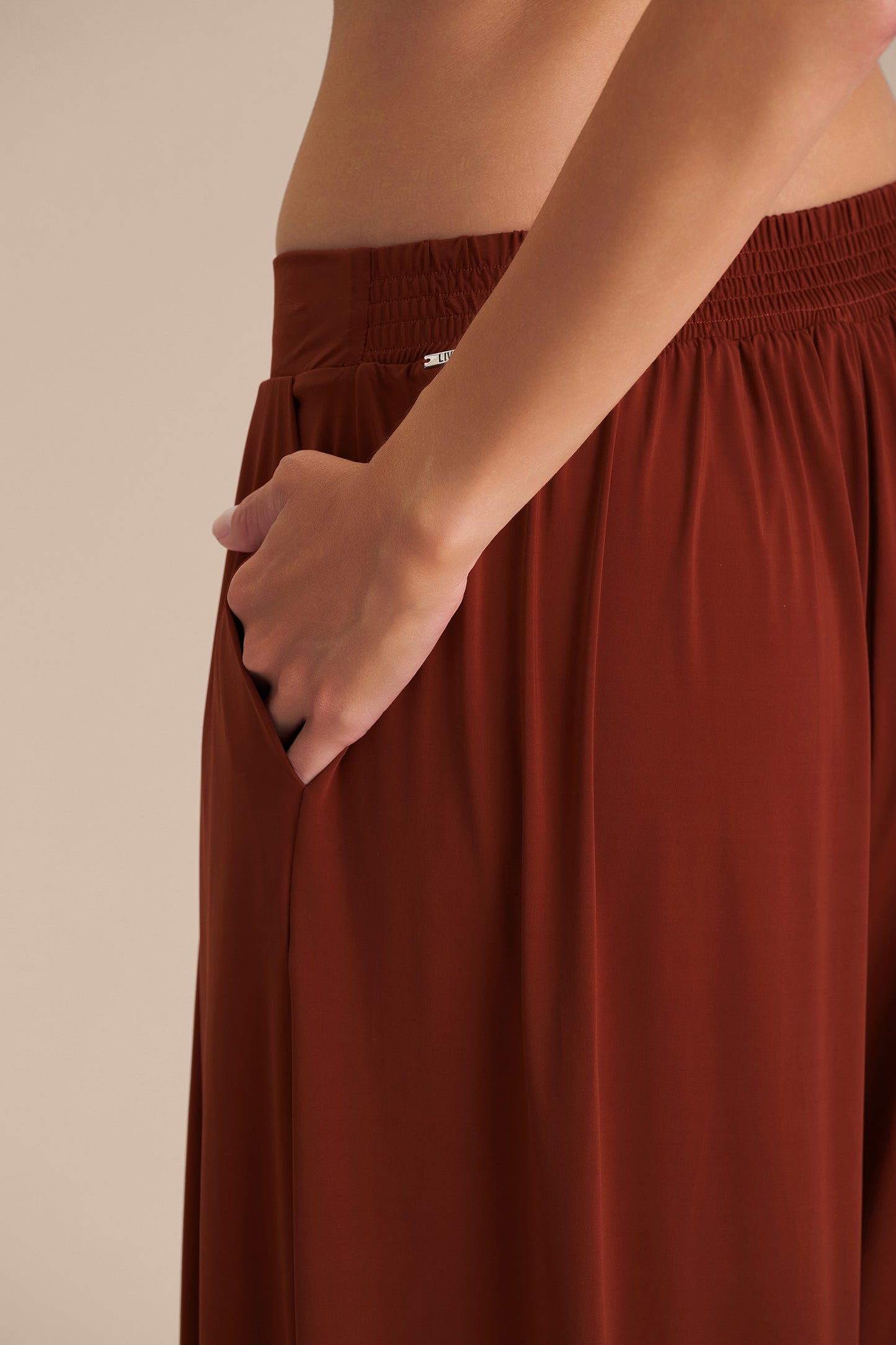 Wide-Leg Pant