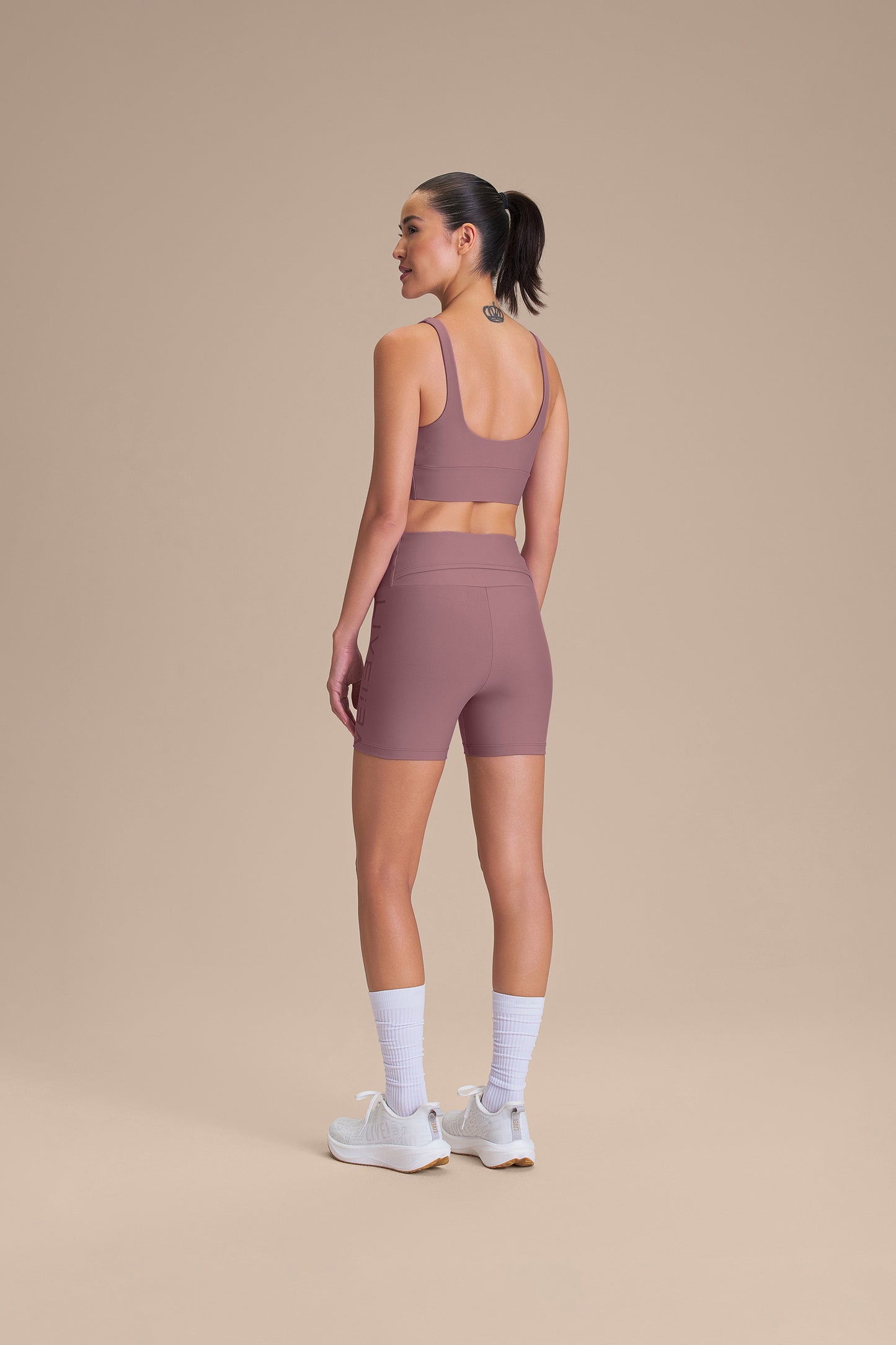 LIVE! Icon Neo Short