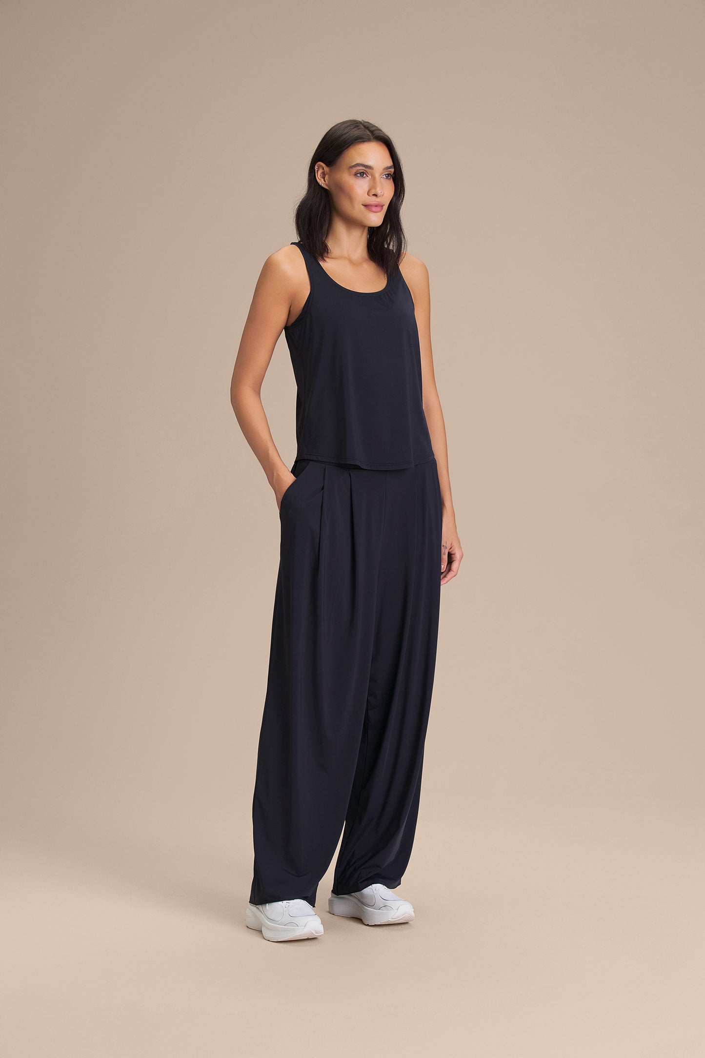 Wide-Leg Pant