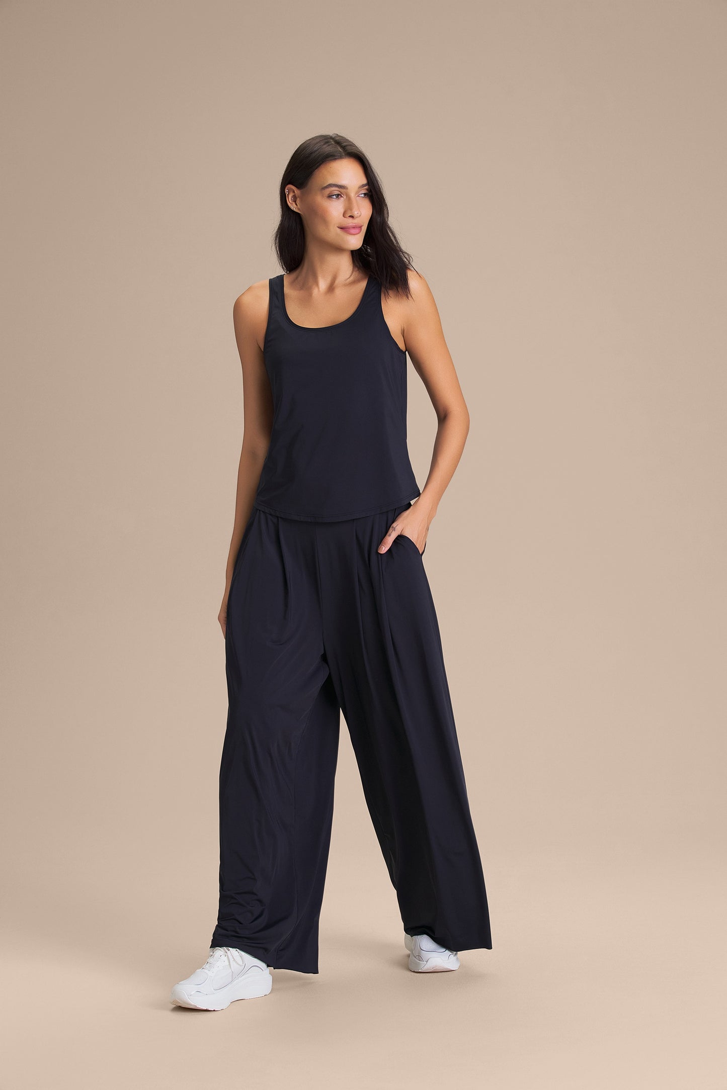 Wide-Leg Pant