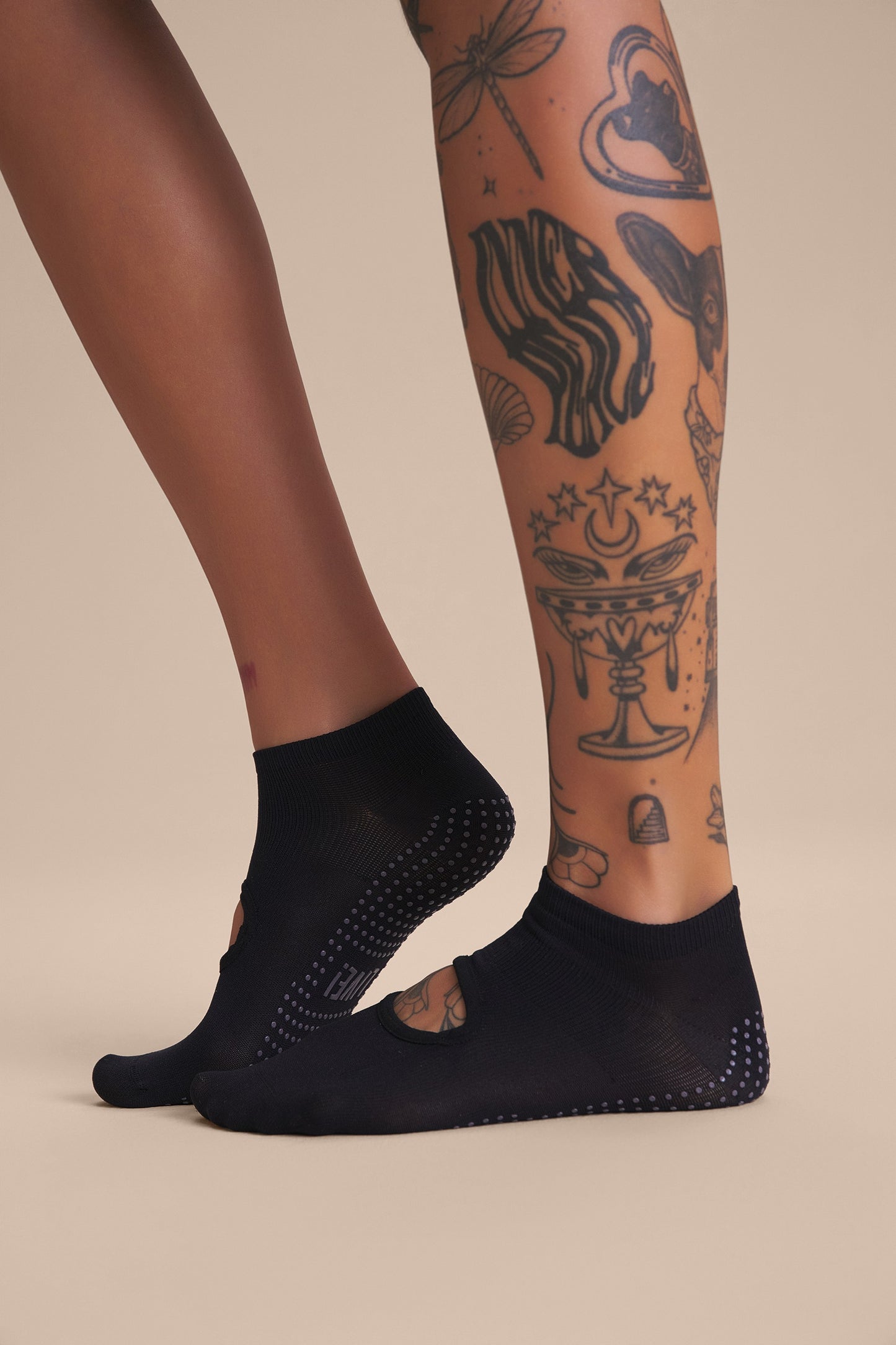Unisex Studio Grip Socks