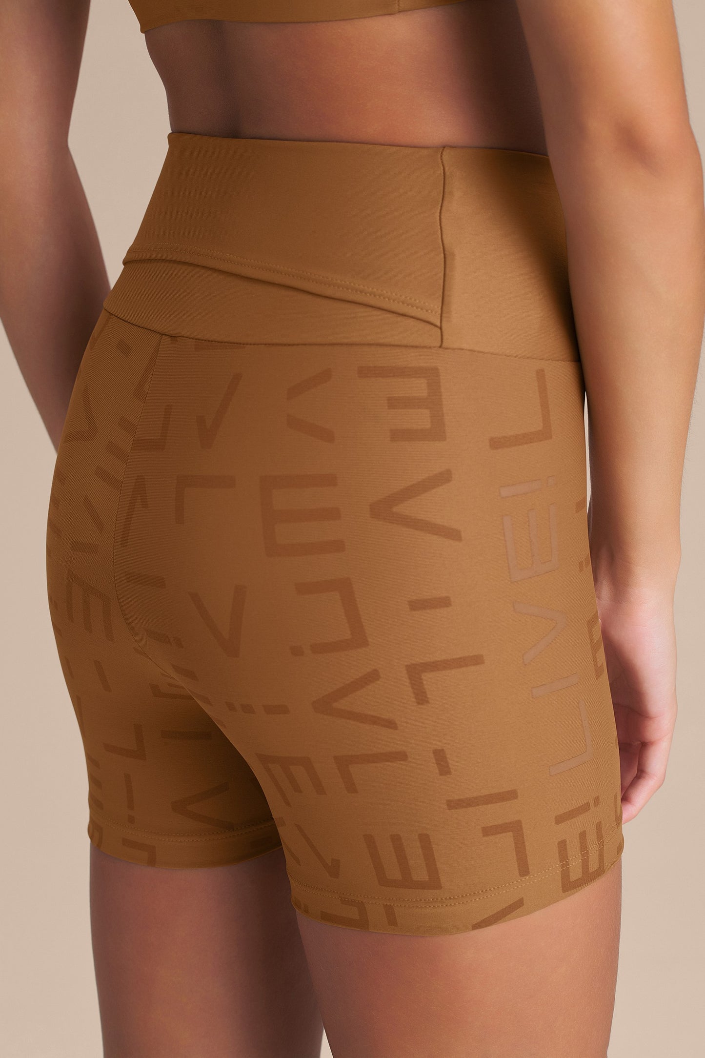 LIVE! Icon Fit Short