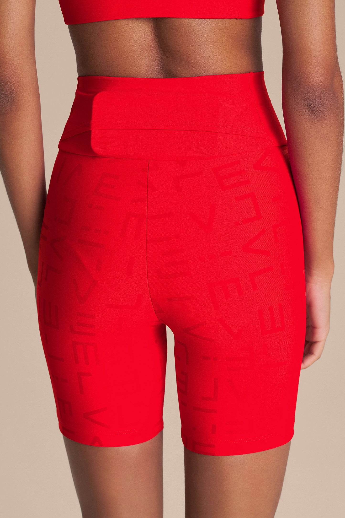 LIVE! Icon Short