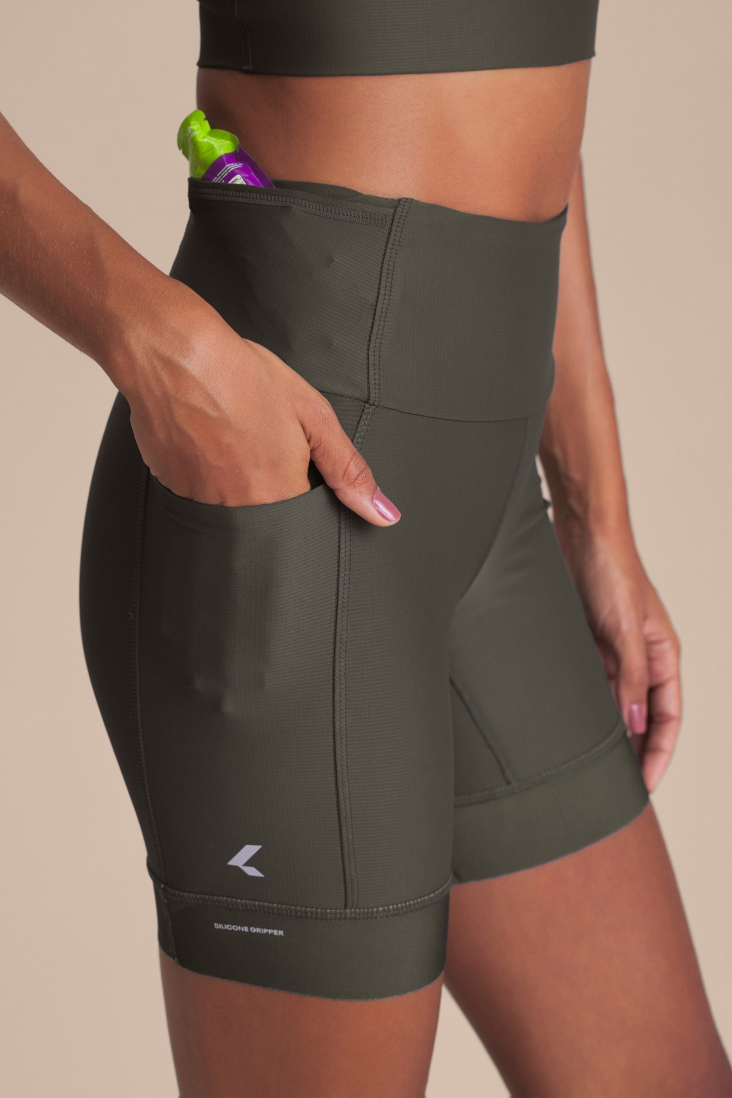 Six Pockets Speed Shorts