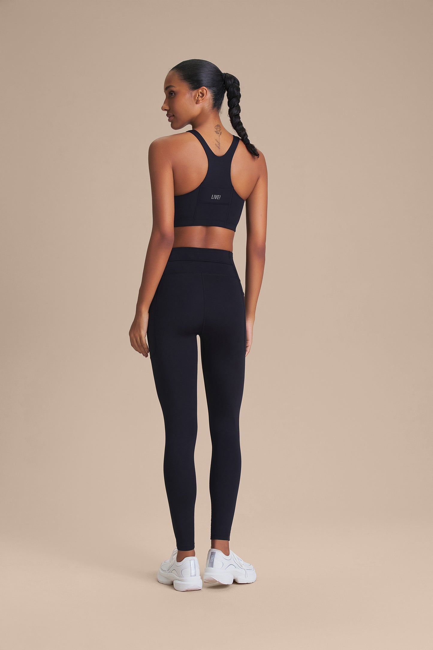 UnderFree Halter Bra