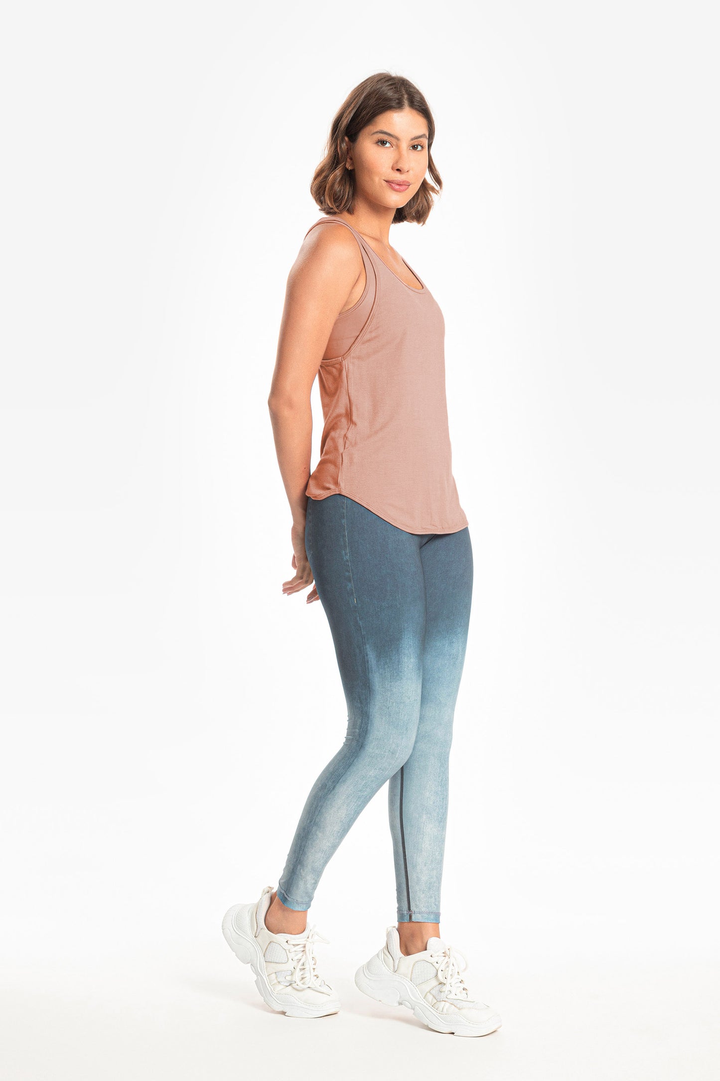 LIVE! Signature Tank