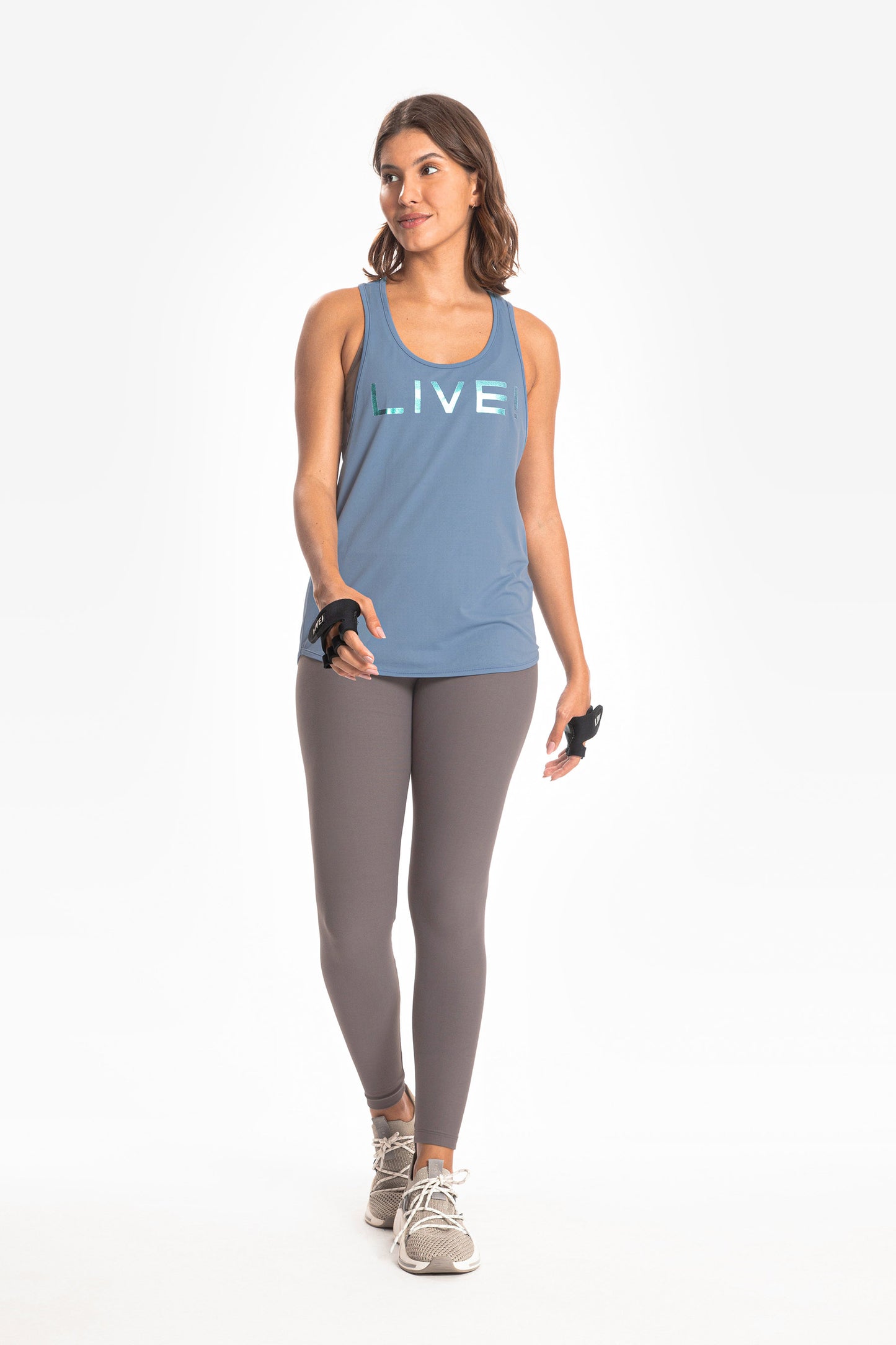 LIVE! Holographic Basic Tank